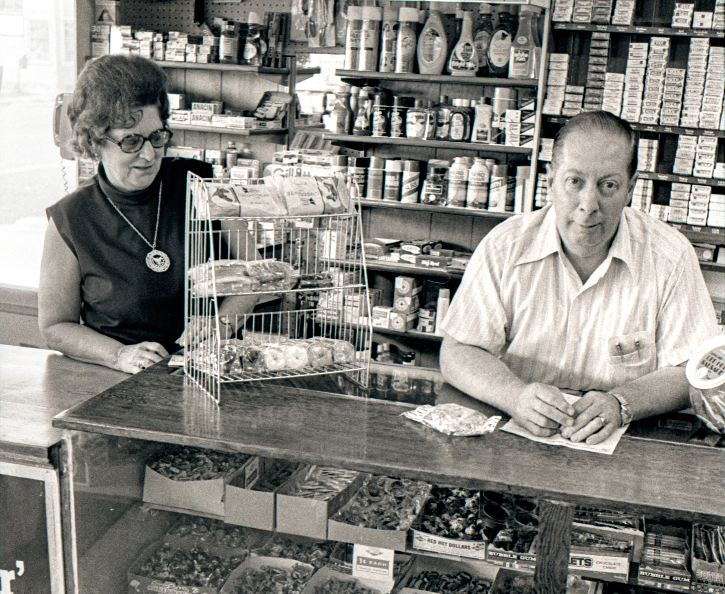 Garrick Grocery 1976
