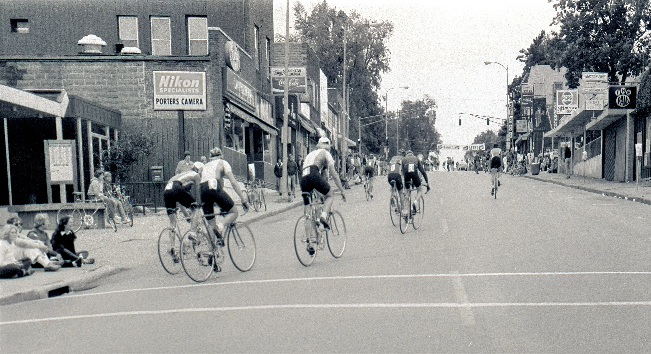 1976 bike race on the Hill .jpg