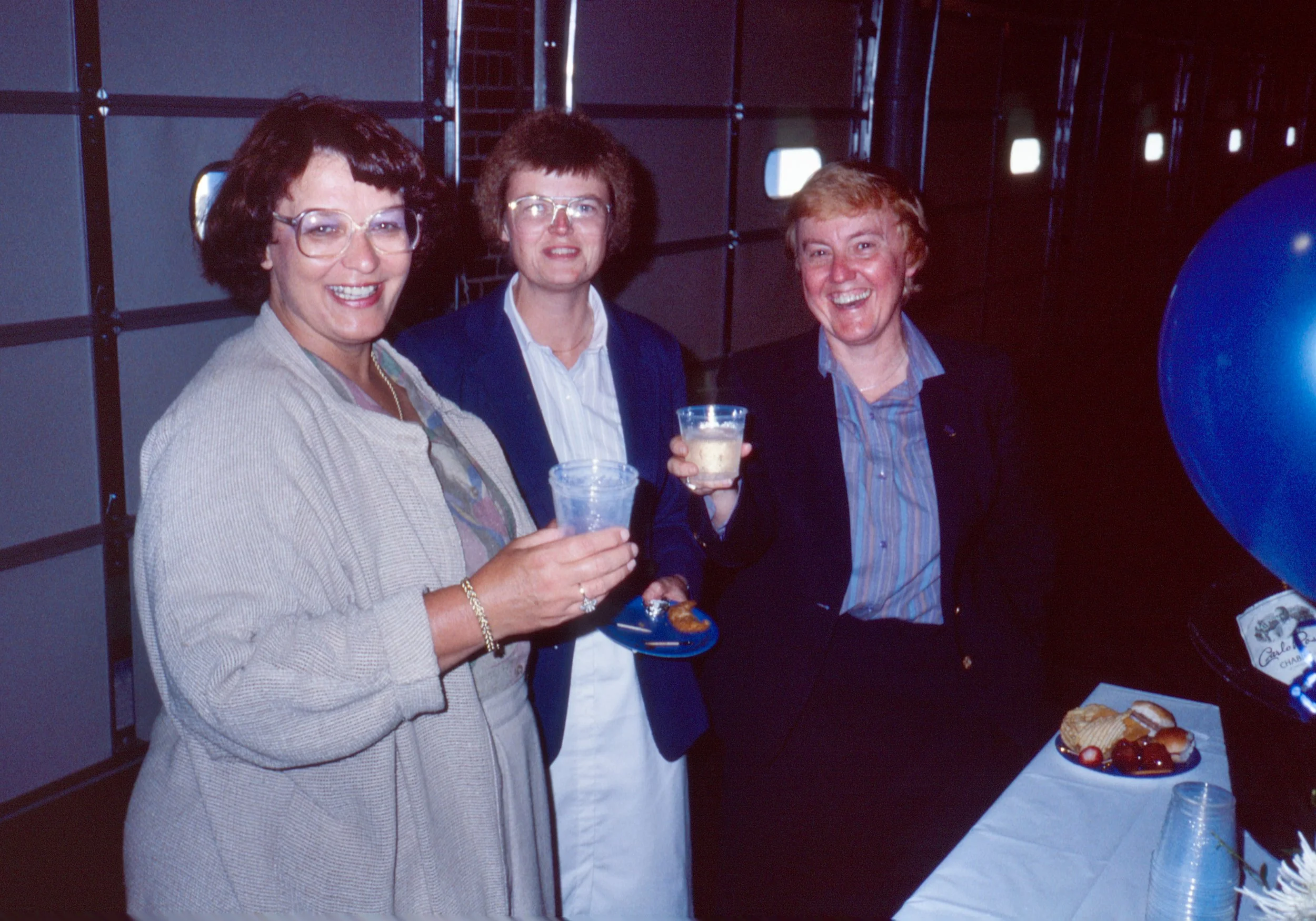 1986_JP_Joans Bday_11.jpg