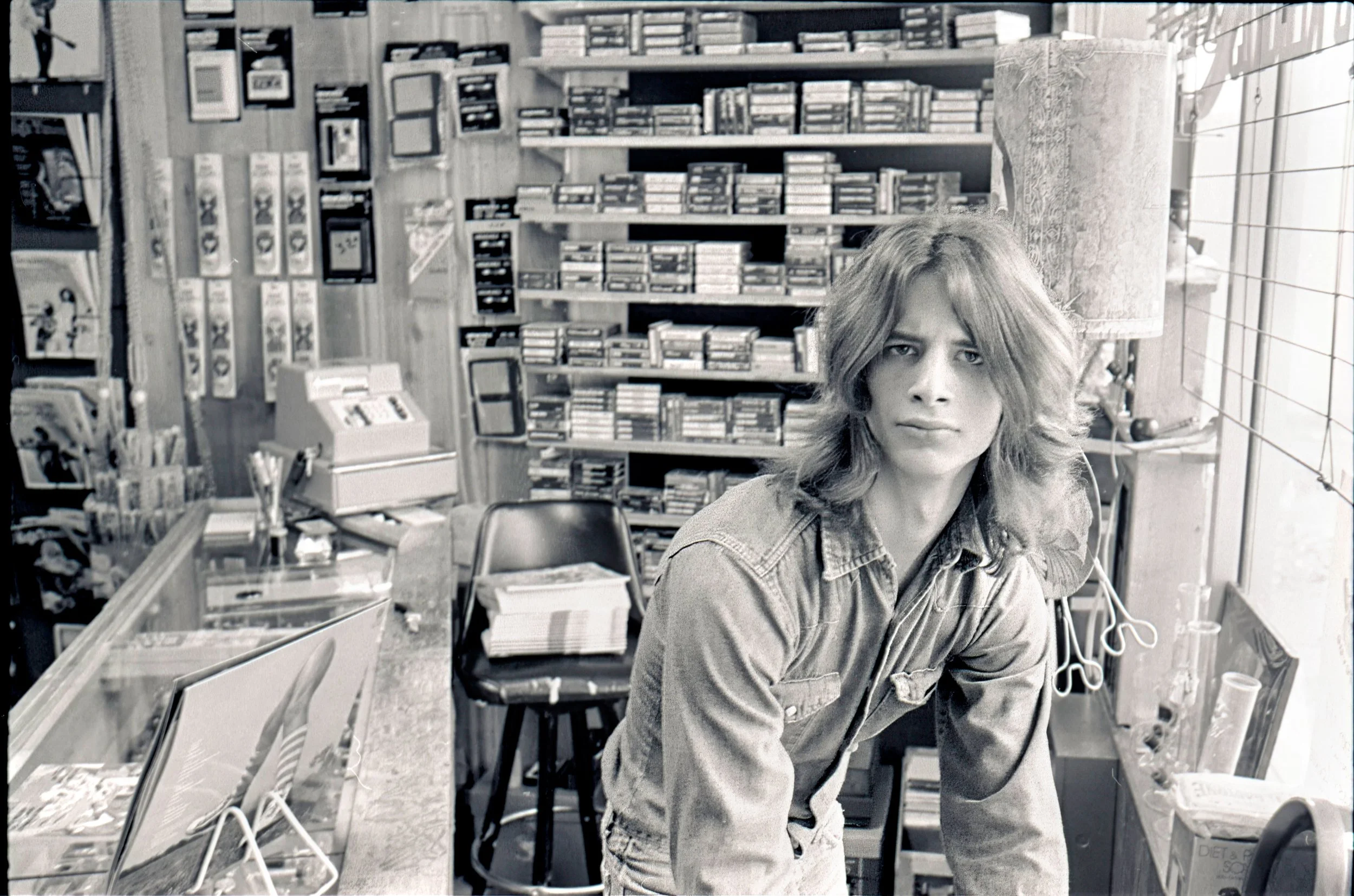 1977 Daver Mullan- 84 30-topaz-sharpen-face-denoise-lighting.jpg