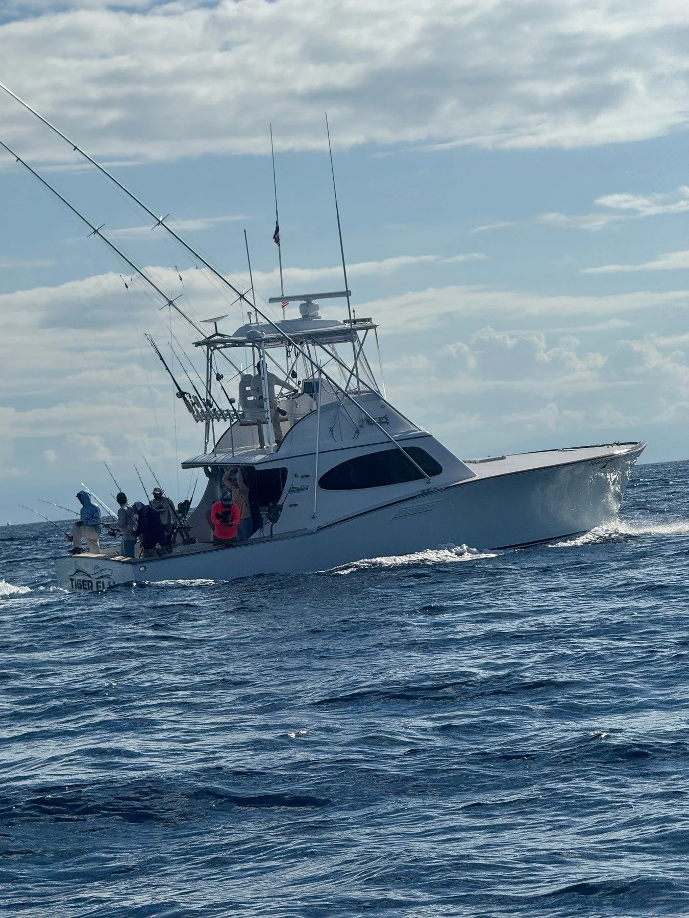 The rods will be bent before you know it! 🎣

Swollfest weekend is coming up quick, and the right charter can make all the difference. If you haven&rsquo;t booked your boat yet, now&rsquo;s the time!

Find charter options here:
swollfest.com/lodging-