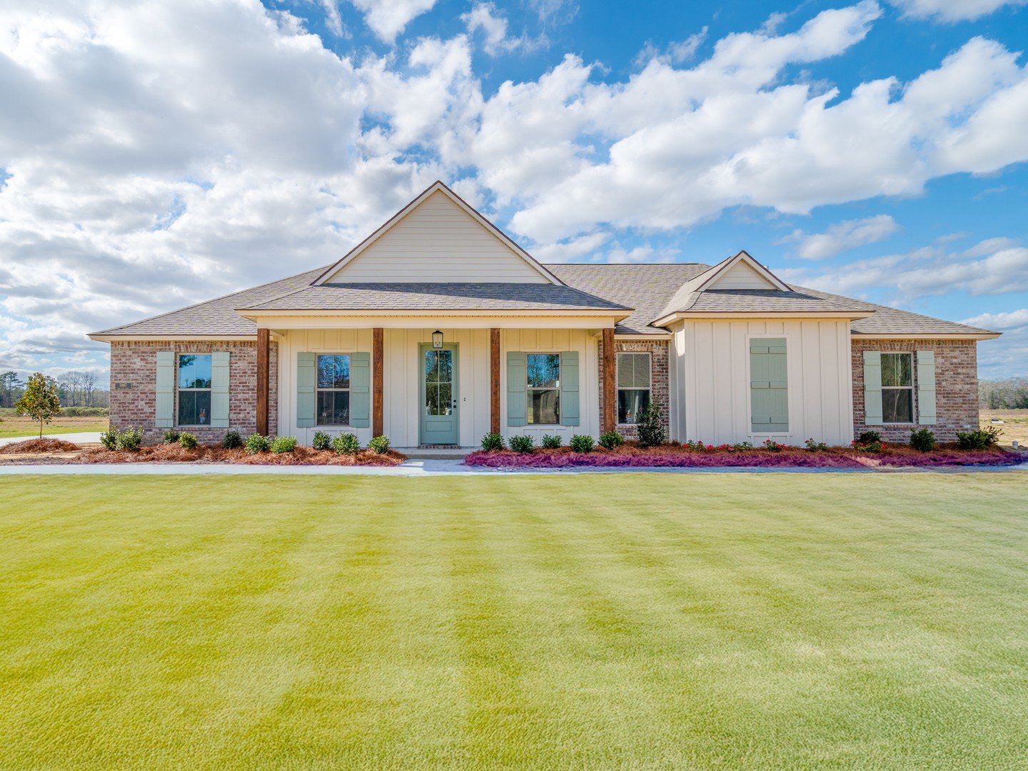 The Jenna I is officially move-in ready, and now offered at a newly adjusted price with added value: $458,000 (was: $488,000).

If you&rsquo;ve been waiting for the right home at the right time, this could be it! 

Schedule your tour and come see it 