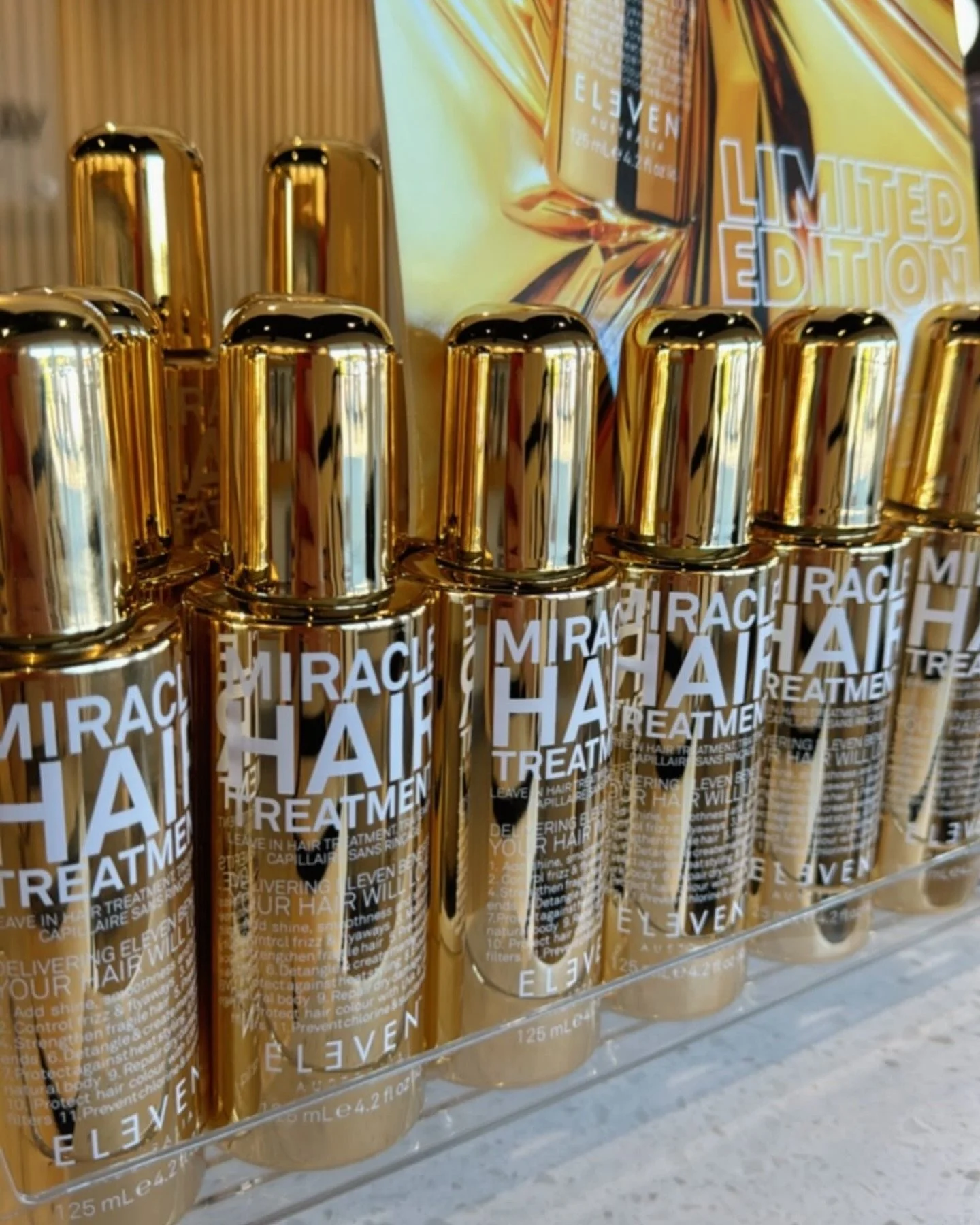 Limited edition gold miracle hair is in stock! π 
π£οΈ This is a great stocking stuffer!!