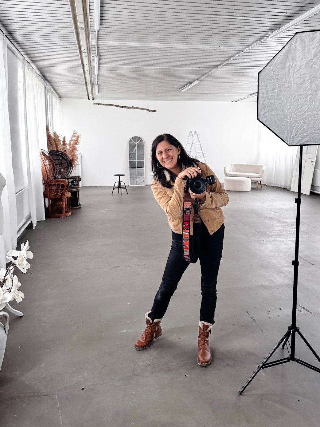 I took a card out of a stack
It's a stack of "Thought of the day" - the question today made me think.

"Which of the things that you do make you happy? Do more of those".

And now, Friday morning, I am sitting here writing this.

