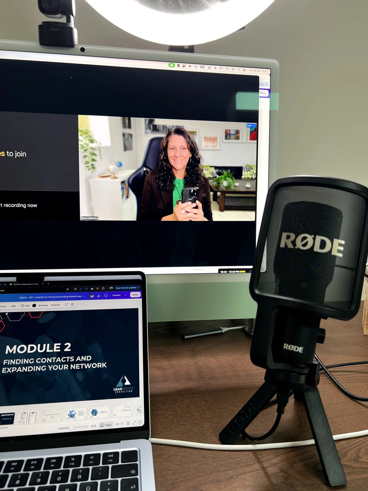 How to go about using LinkedIn for your business?  To gain credibility, to develop trust, to be seen as the authority that you are.

This week I taught the second Module of a 3-part LinkedIn Workshop with roughly 40 attendees.

I was once again remin