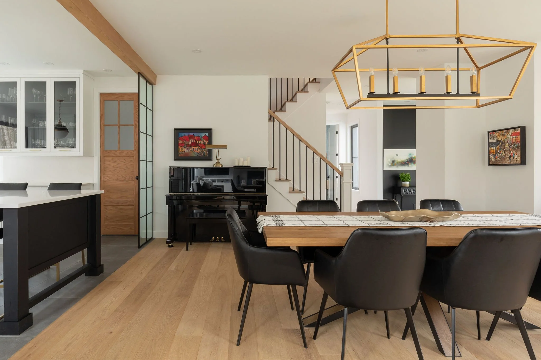 L'harmonie : design d’intérieur d’une maison familiale à Lac-Brome ...