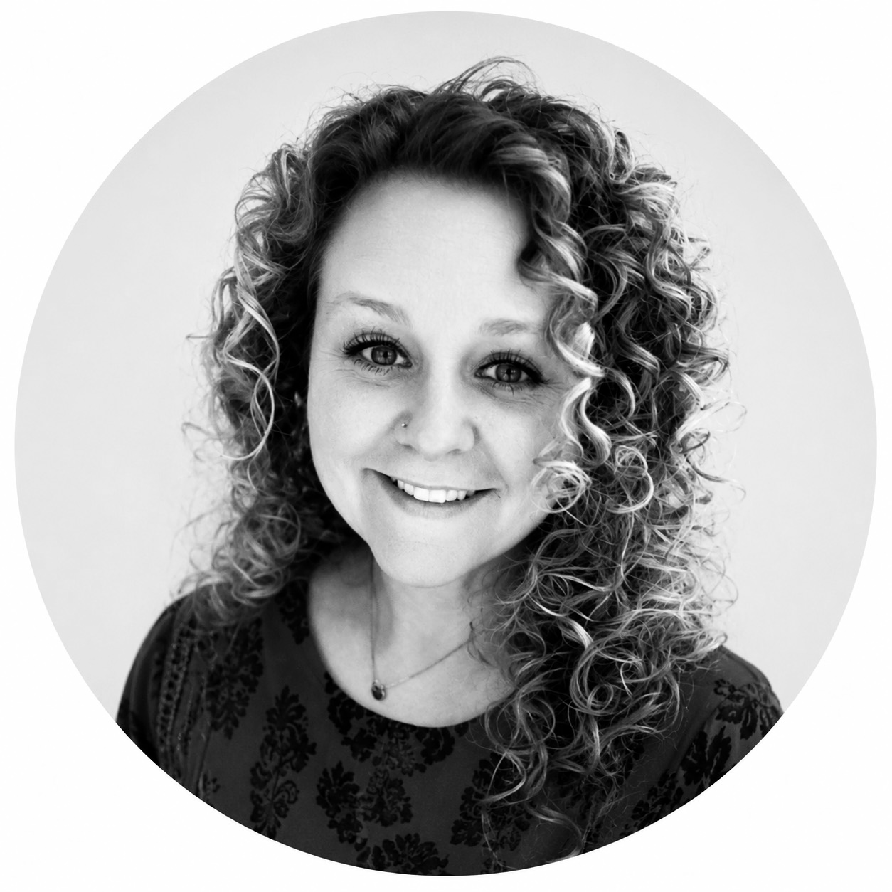 Roxanne Ward, Complex and Shock Trauma, EMDR, family therapy, anxiety, family systems, childhood trauma, supervision, healing, journey, processing, developmental ages and stages, supportive, curious, school based, kids, teens, parents, parenting