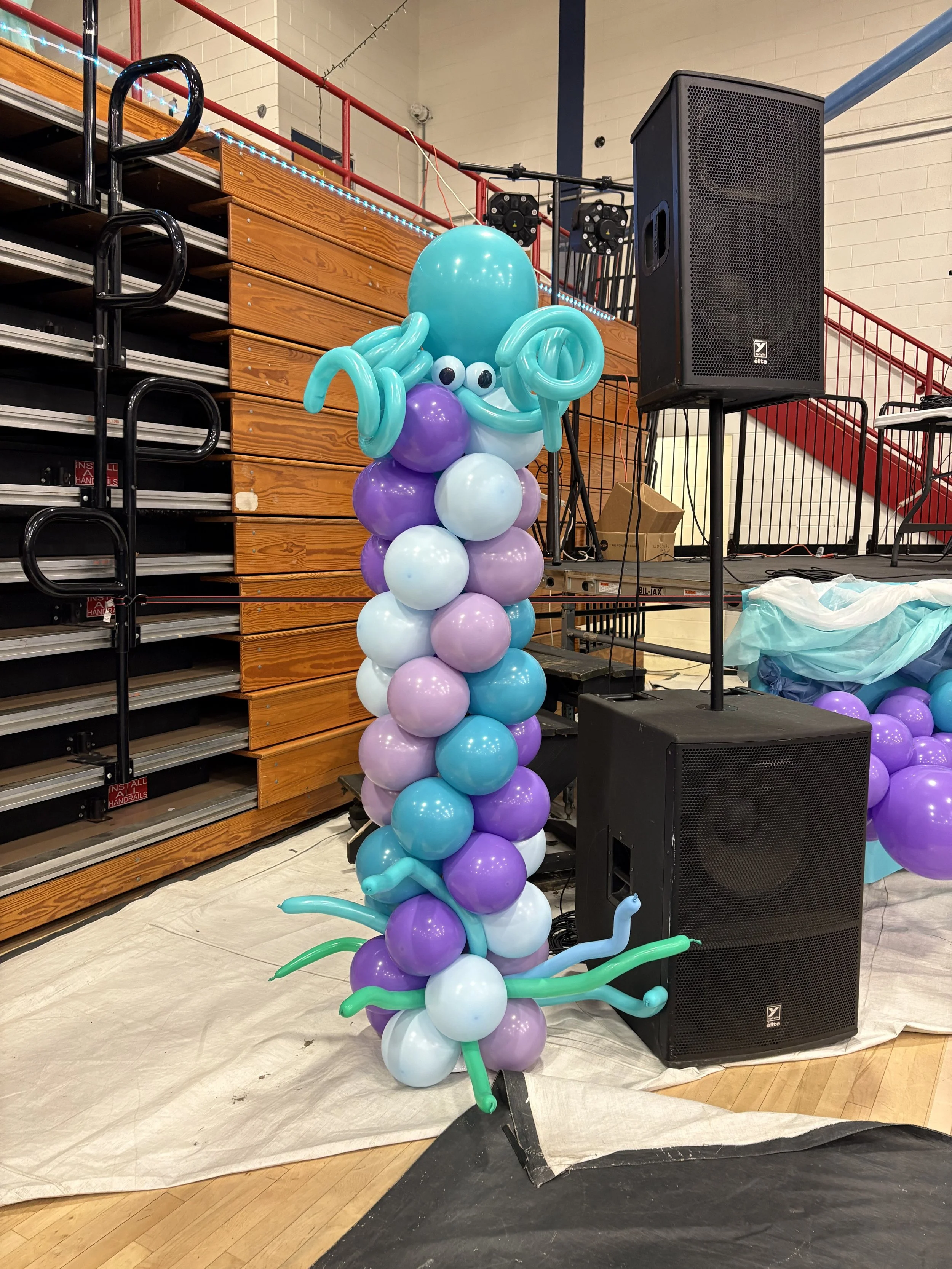 Balloon Column & Bouquets