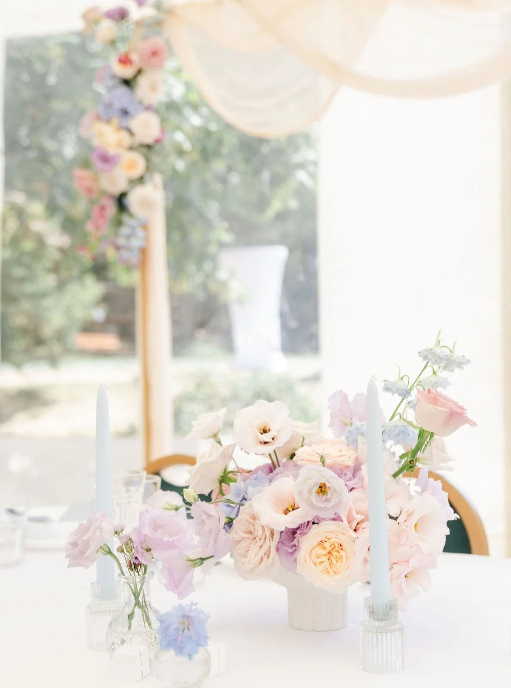 Regi &eacute;s Zoli esk&uuml;vője ❤💍

Romantika, t&oacute;part, ny&aacute;ri forr&oacute;s&aacute;g, ezek jellemezt&eacute;k a csod&aacute;latos napot!
Pasztell lila, k&eacute;k &eacute;s r&oacute;zsasz&iacute;n &aacute;rnyalatokkal tett&uuml;k &eac