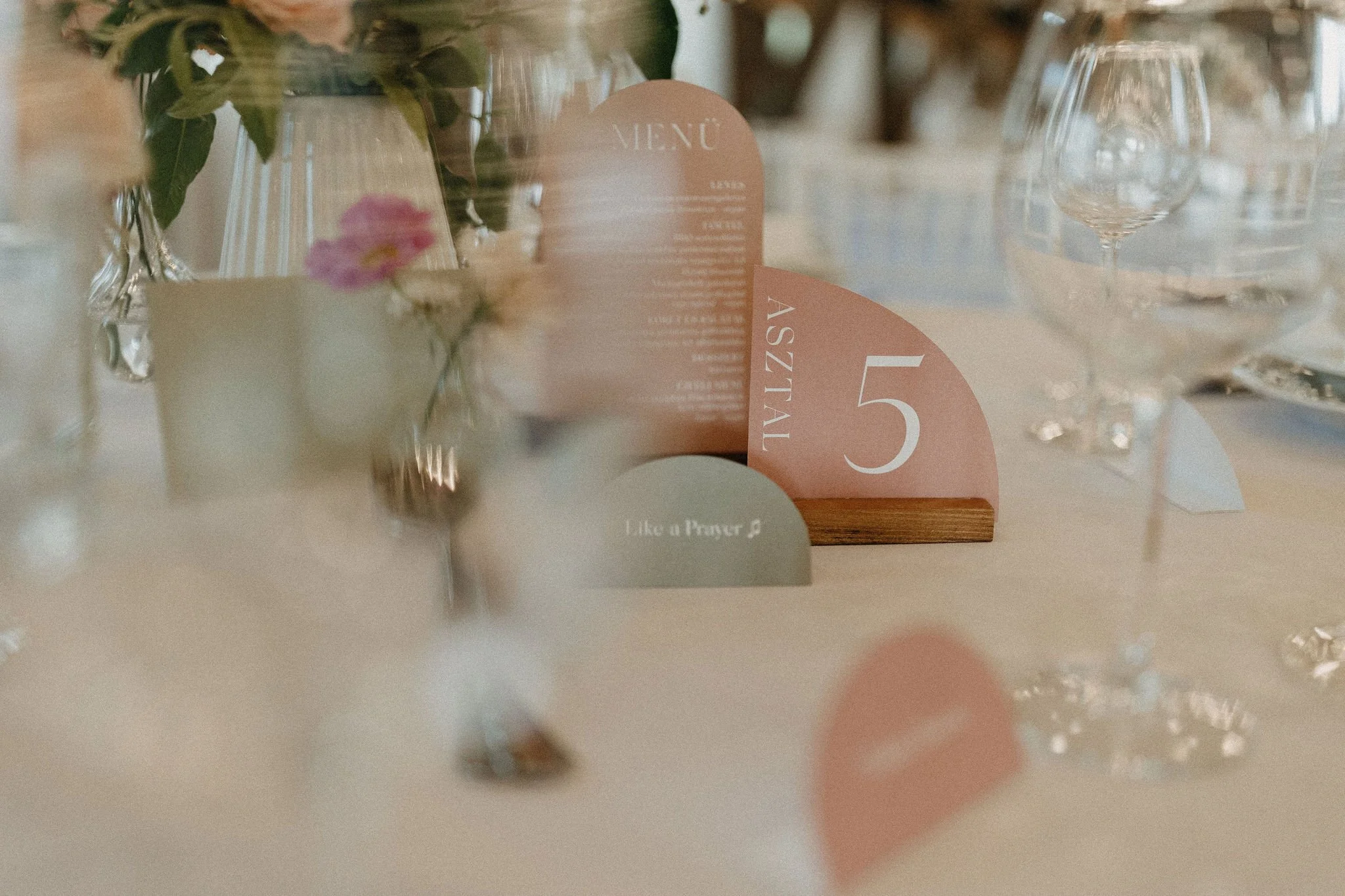 Dorka-Szösz-wedding-4.jpg