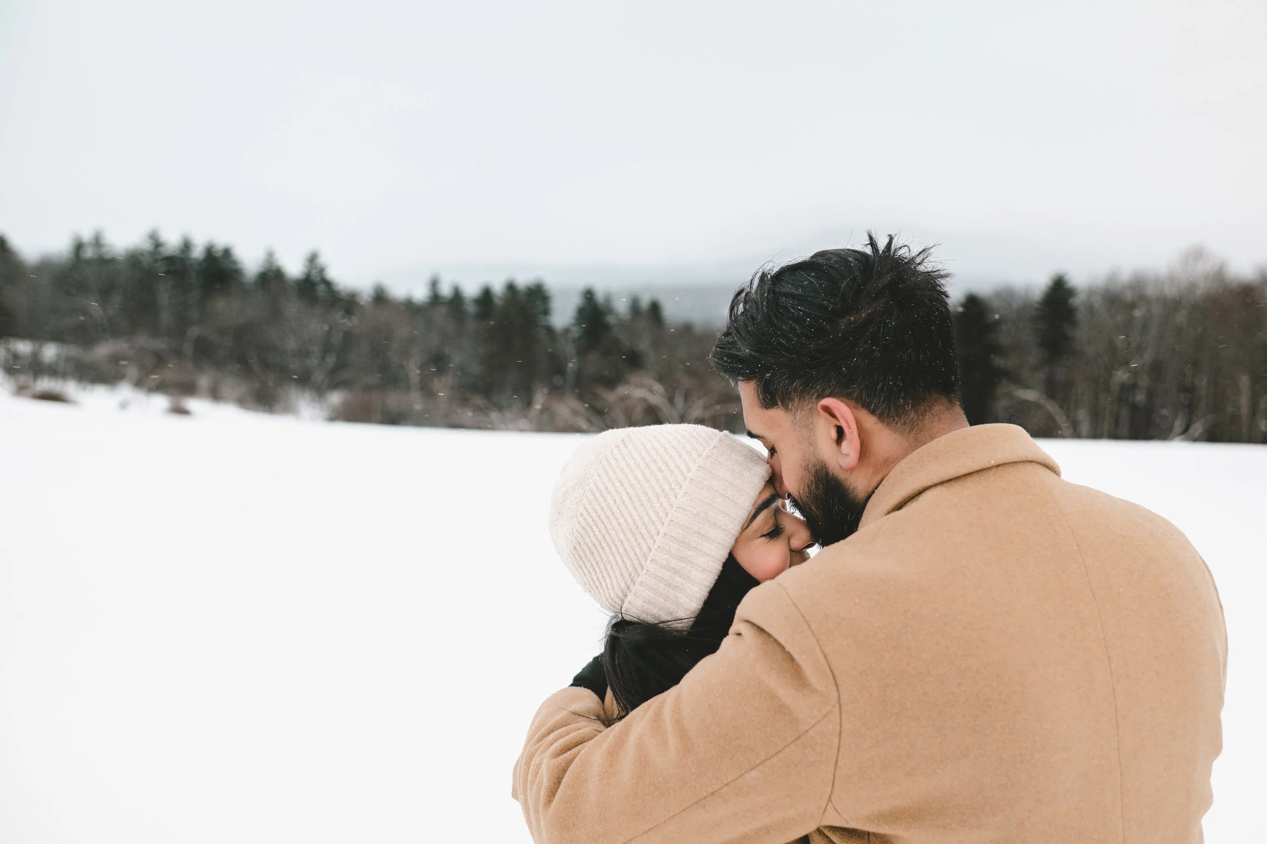 Wintery Vermont Engagement Photos at Von Trapp Resort