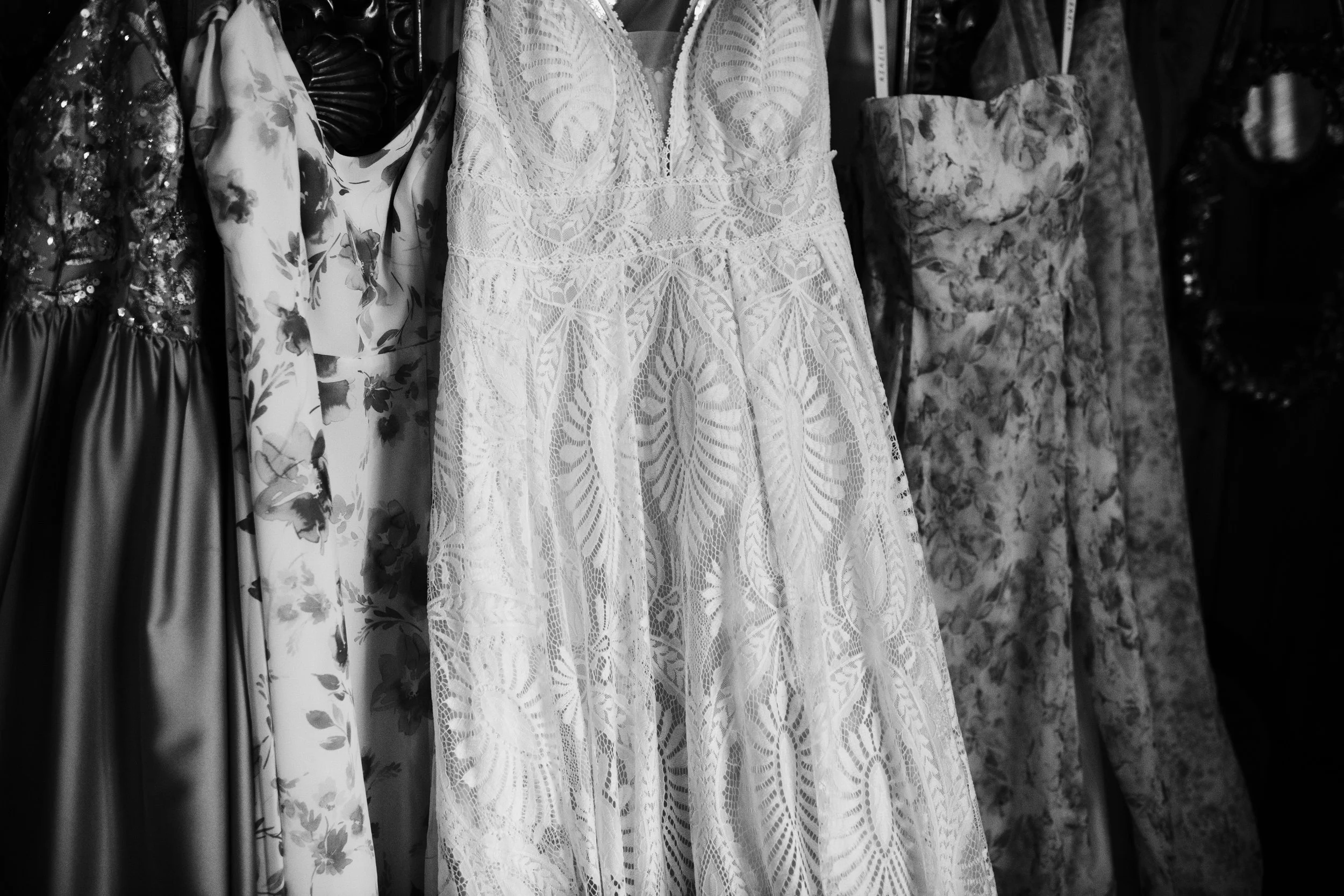 Julia Ellie Photo State College PA wedding photography bride and groom Romantic wedding portrait Lifestyle photography Documentary Central PA photographer Travel Serving Bellefonte Boalsburg Lemont Altoona Pittsburgh Harrisburg luxury elopement photo