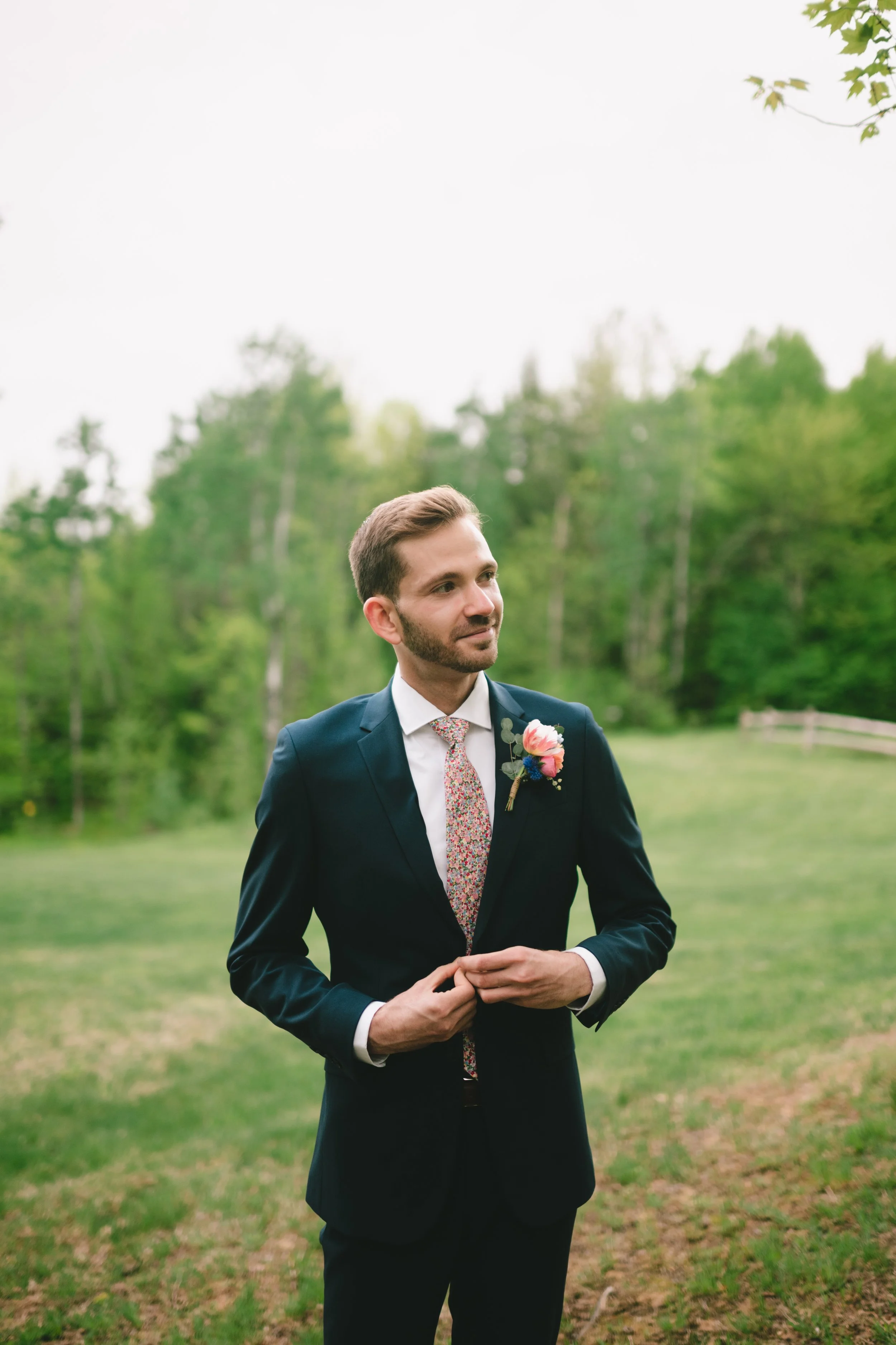 Sleepy Hollow Inn wedding photographer Huntington Vermont wedding photography inclusive Vermont photographer New England weddings