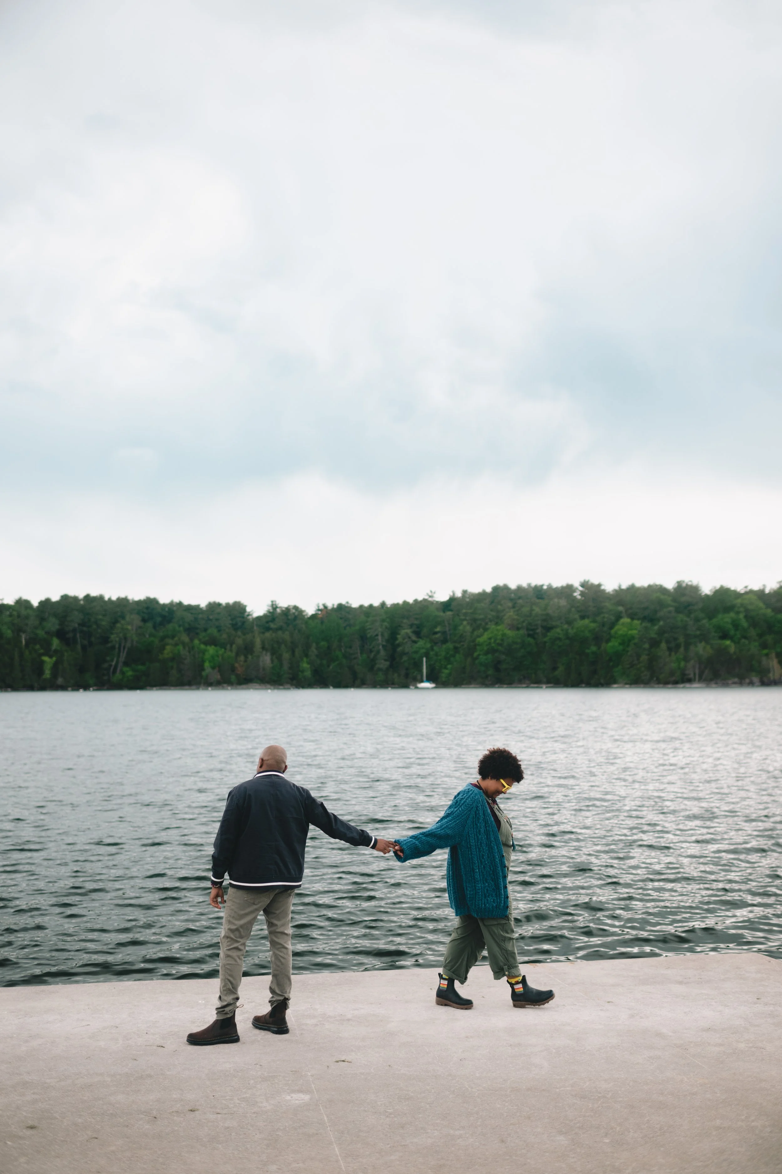 Vermont anniversary photographer Ferrisburgh Vermont photographer Kingsland Bay State Park couples photography inclusive New England photographer