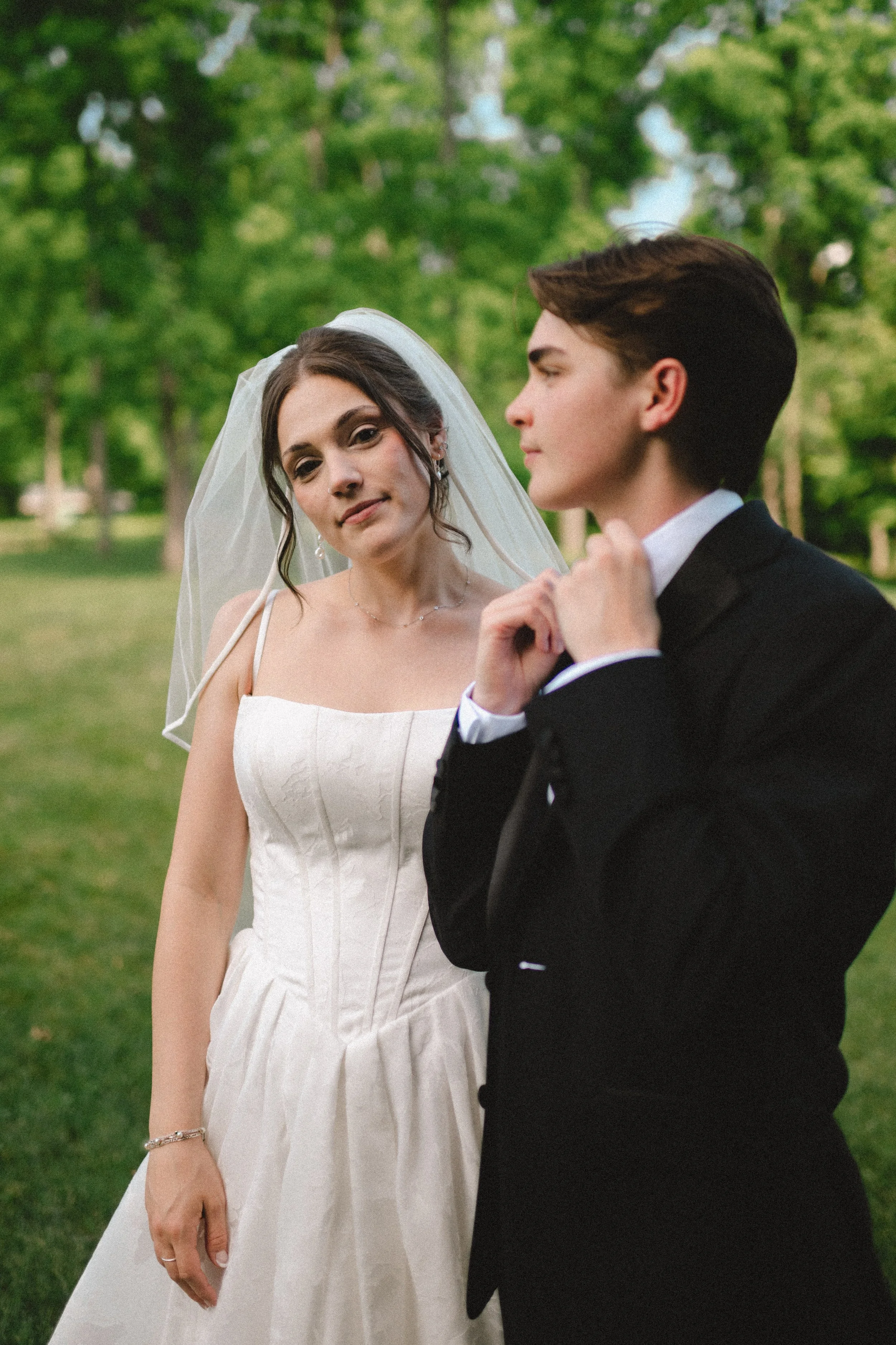 lgbtq gay wedding nonbinary spouses travel wedding destination massachusetts NH VT vermont photographer queer elopement microwedding dorset vermont manchester vt new england stowe stratton neurodivergent photographer fat positive body liberation