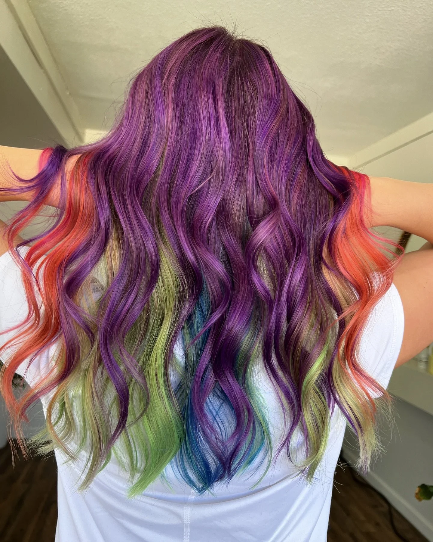 I&rsquo;m not ready for the summer to end so here&rsquo;s something I forgot to post to remind you that there&rsquo;s still about a month left 🖤🌈
.
.
.
.
.
#toledoohio #ohiohaircolorist #rainbowhair #purplehair #pulpriothair #colorful #watervilleoh