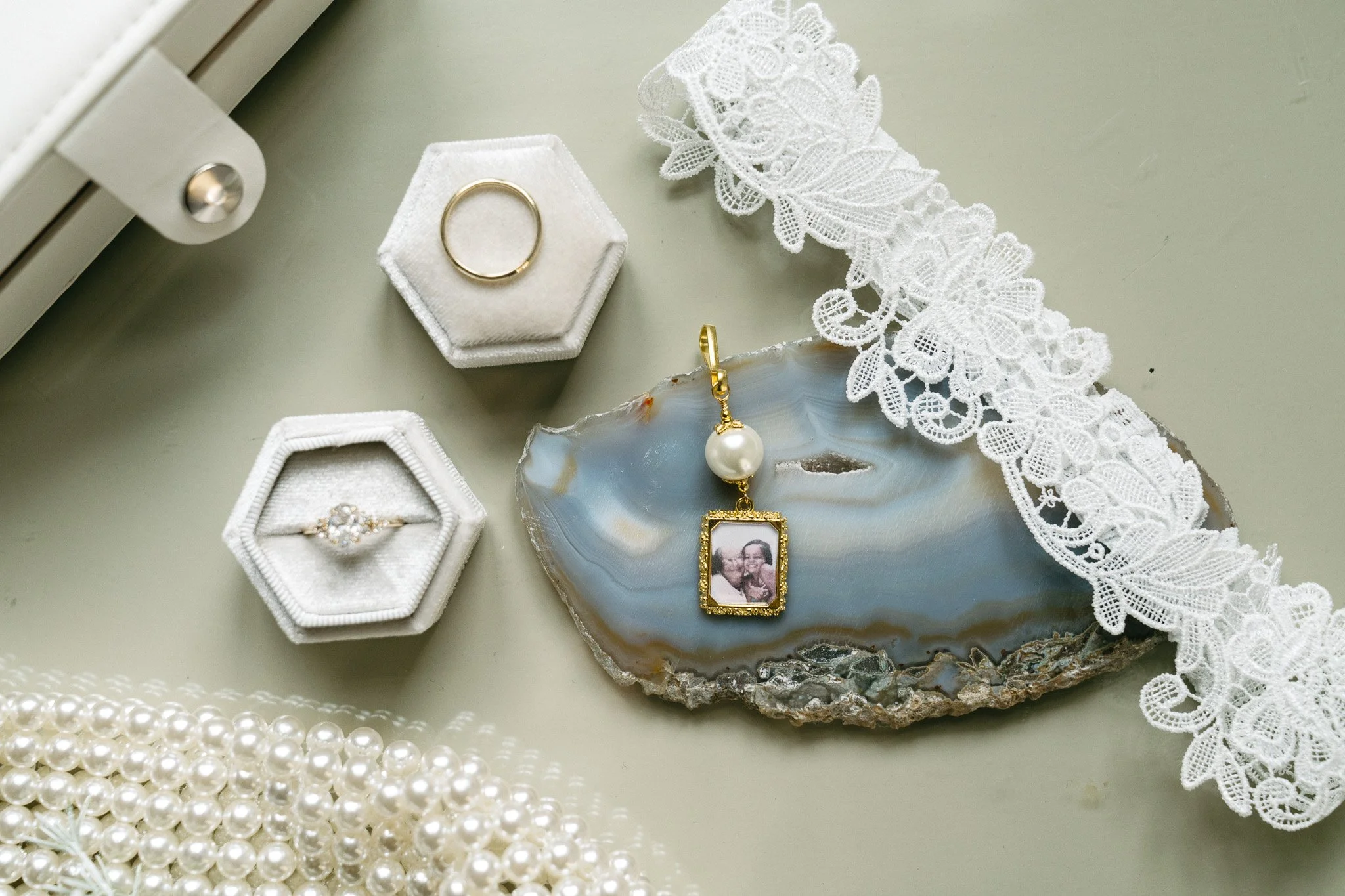J+M DETAILS 6A.jpg