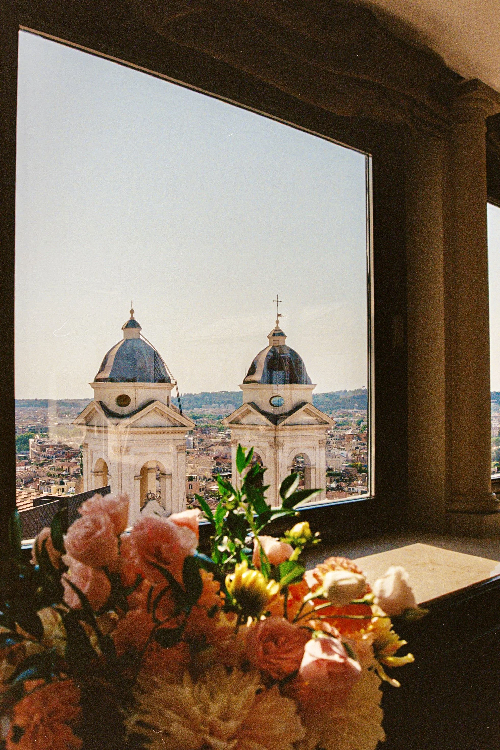 Ata Cin Work, Photography, Luxury Hotel Photography, Film Photography, Travel, Dolce Vita, Italy, Slim Aarons, Slim Aarons Italy,