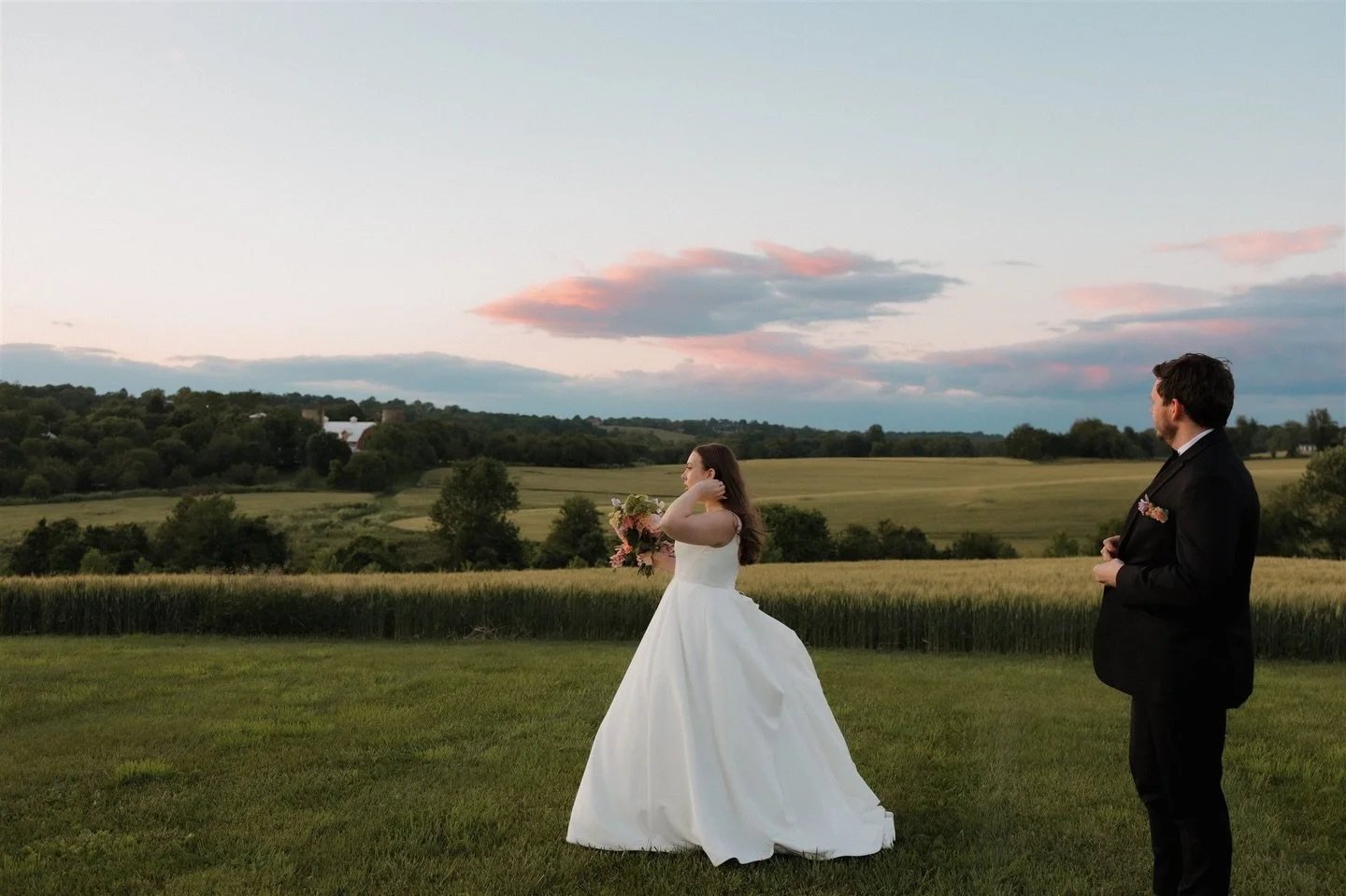 in absolute awe of his wife 🕊️

#denverweddingphotographer #documentaryweddingphotography #coloradoweddingphotographer