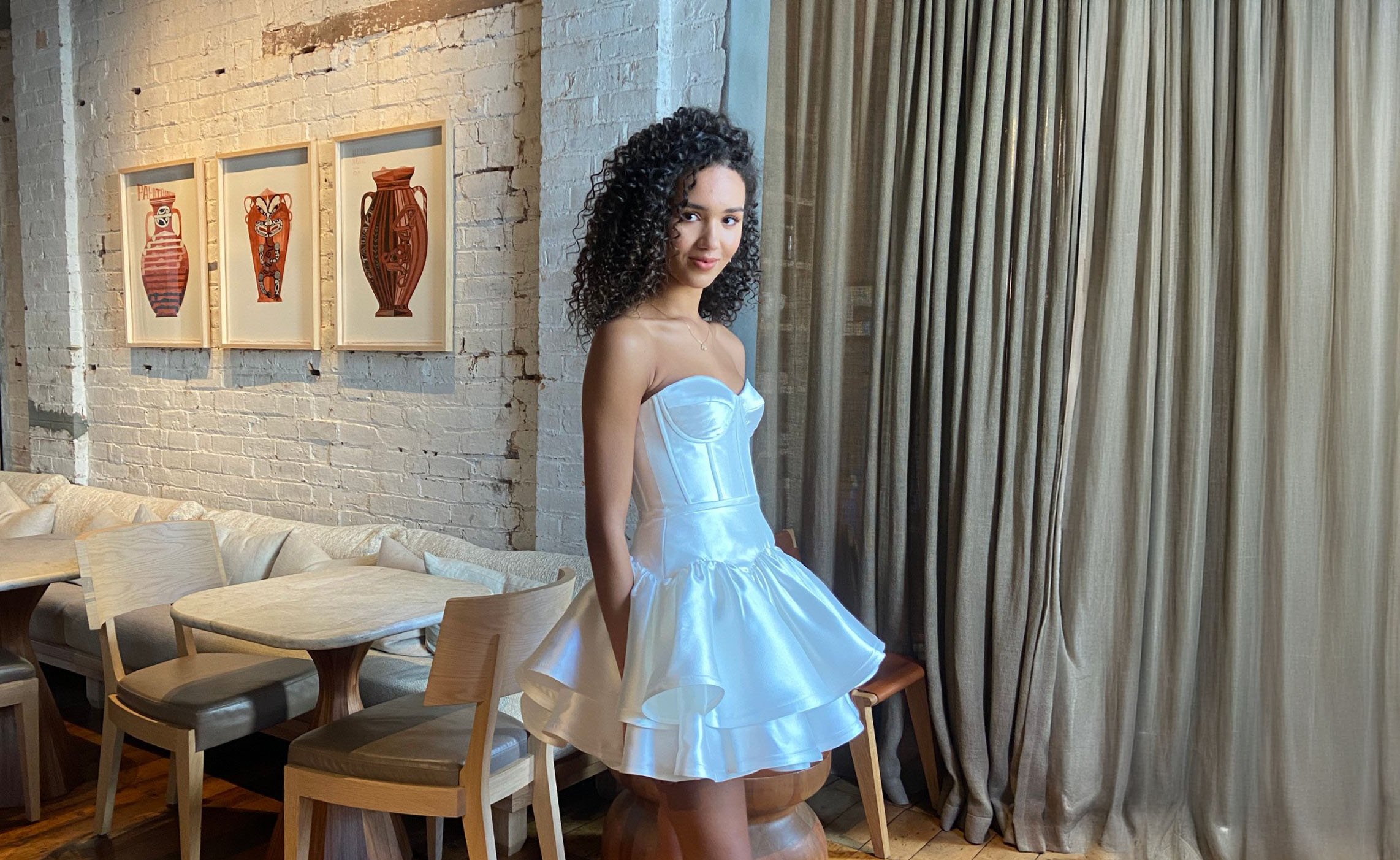 playful-hairstylist-for-events copy.jpg