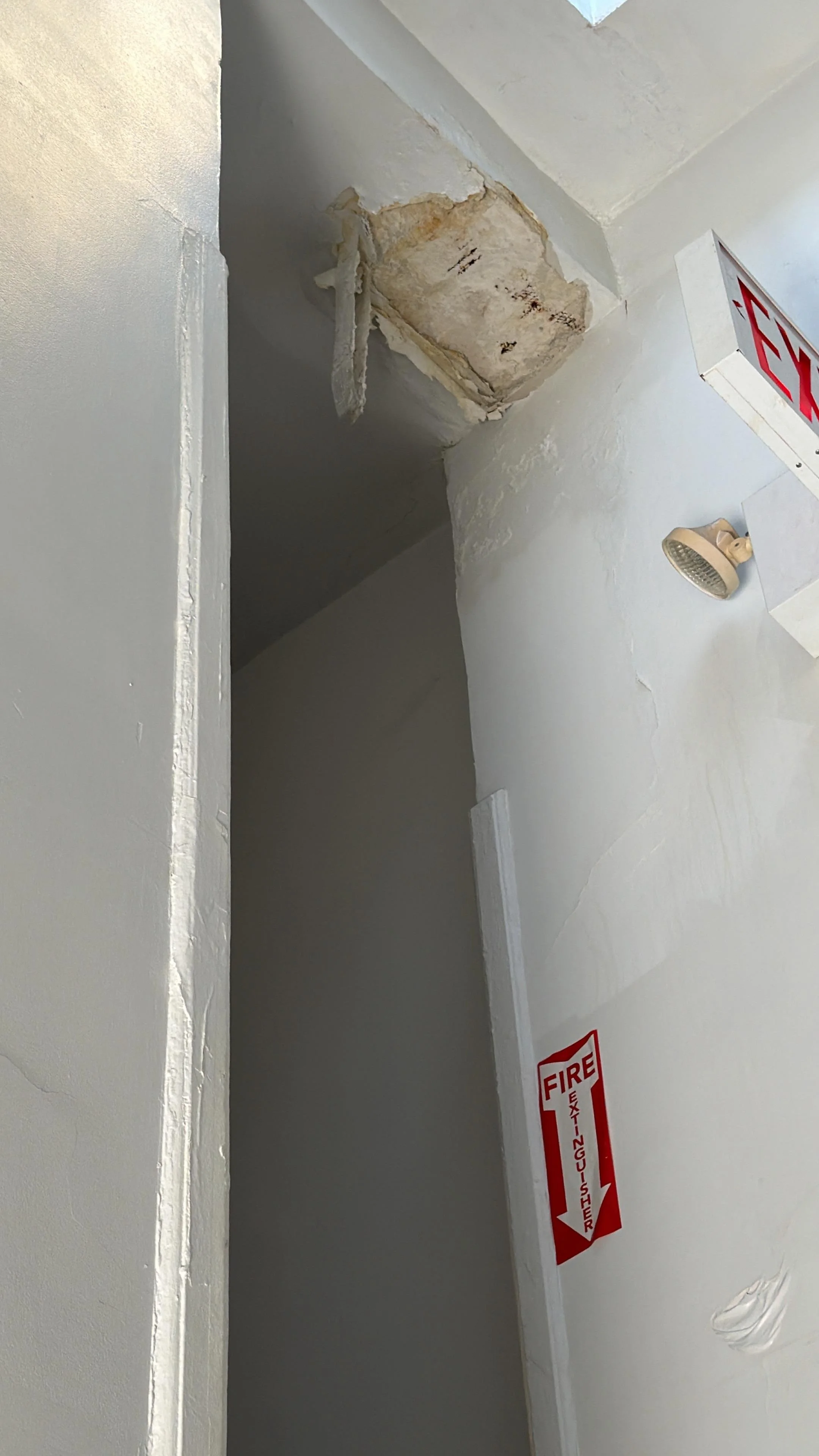 Claiming House Insurance for a Water Leak in NYC: A Step-by-Step Guide
