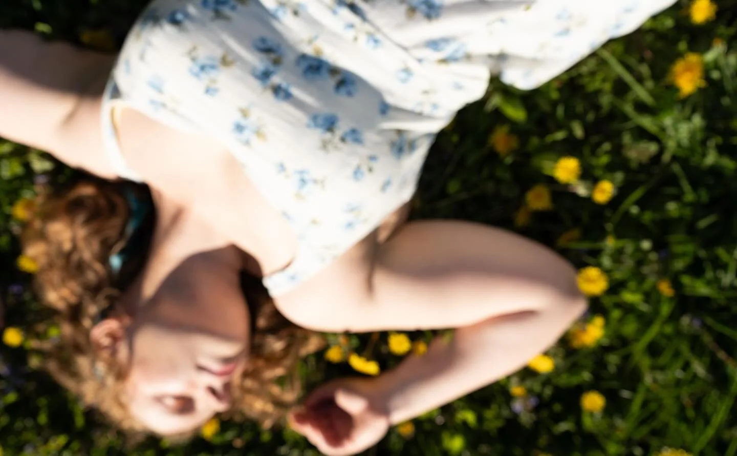 A few more from the day with the chair.
I noticed the beauty amongst the weeds in the grass.
The tiny blue flowers were calling.

#selfportrait #hamiltonphotographer #lifestylephotographer #brandingphotographer #familyphotographer
