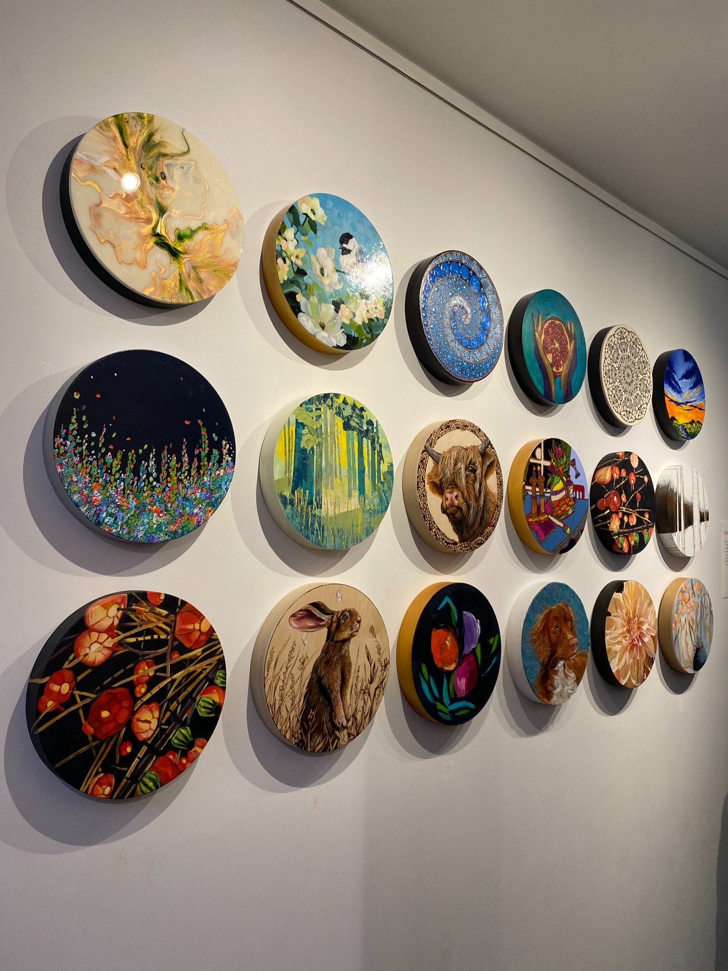 Pi Art Show is now live. Popped in to have a look at all the amazing artwork this evening.