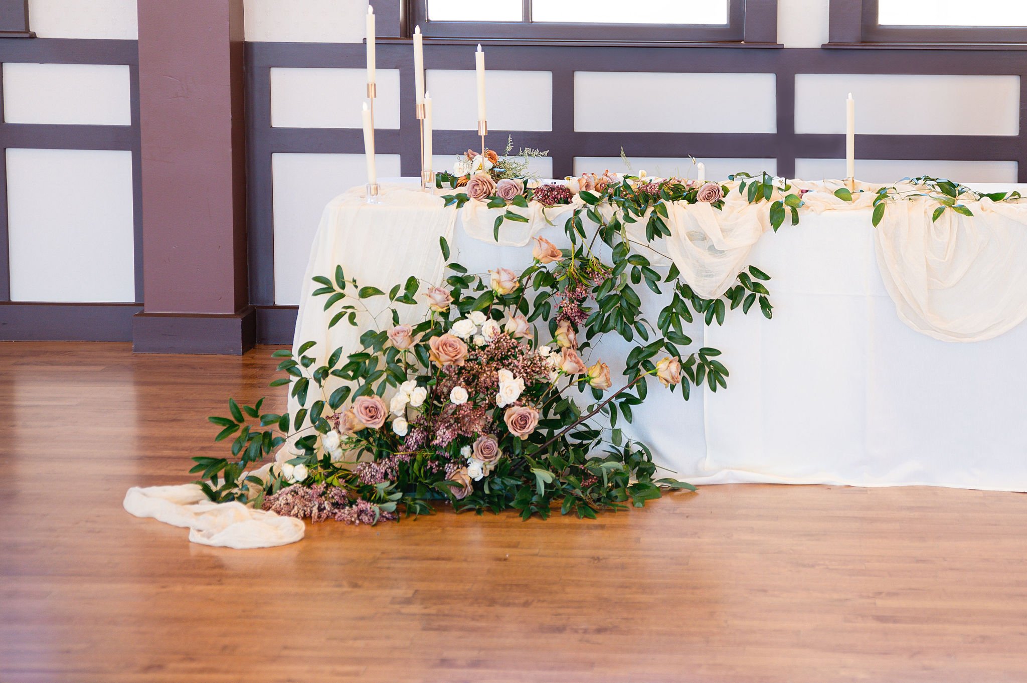 Table_arrangement_purple_Utah_florist.jpg