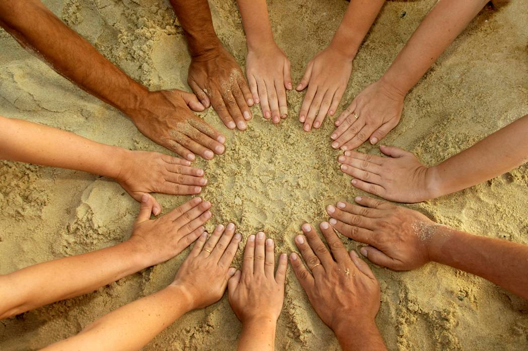 01 CIRCLE OF HANDS.png