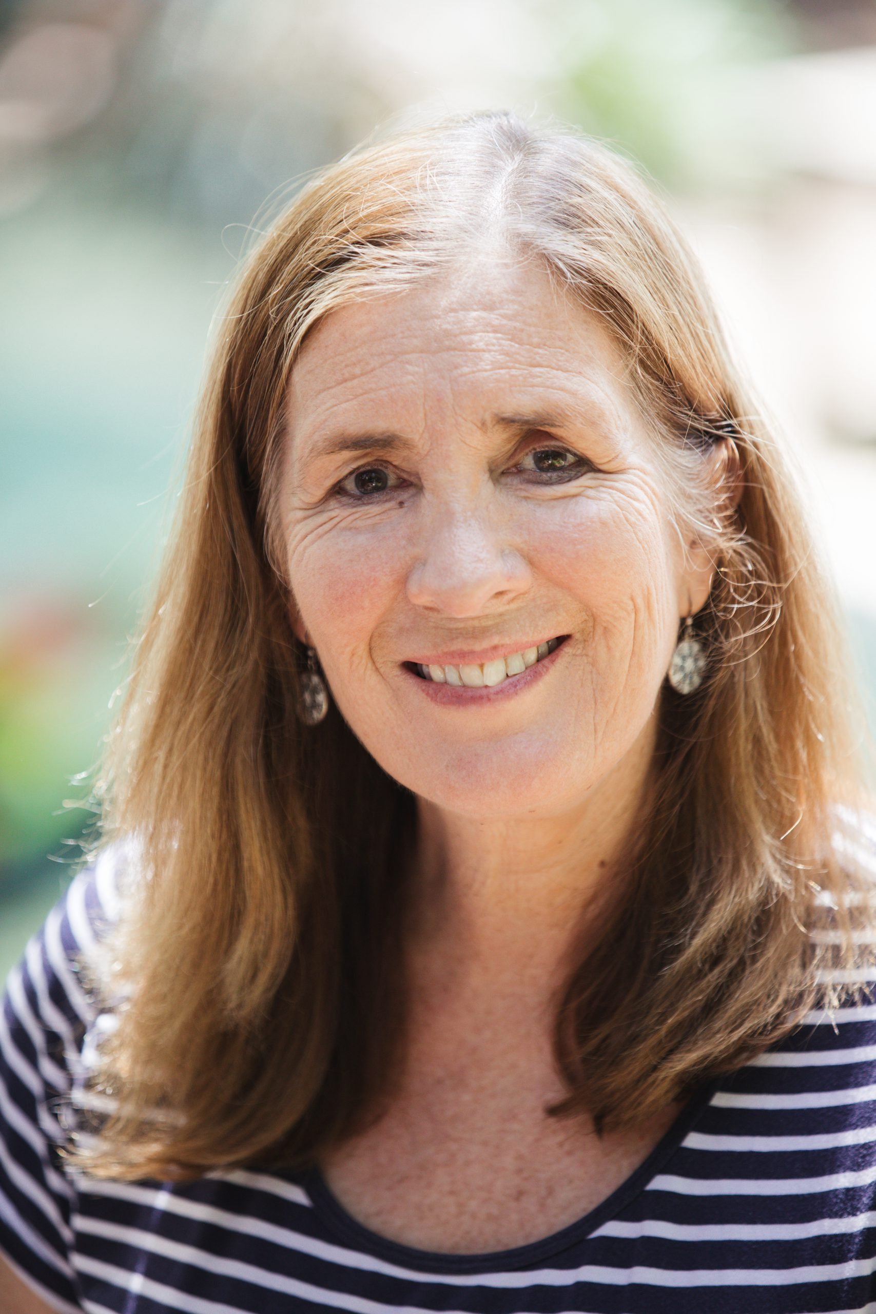 Rhonda believes parents are a child’s first teachers, recognises the importance of building supportive and trusting relationships with families and children. She views play as a vehicle for exploration, discovery and learning nurtures children’s inte