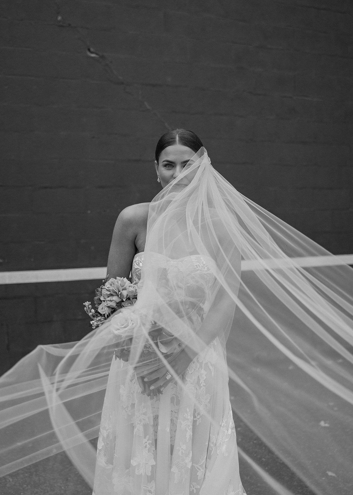 saddle-and-cycle-club-wedding-chicago-editorial-veil.jpg