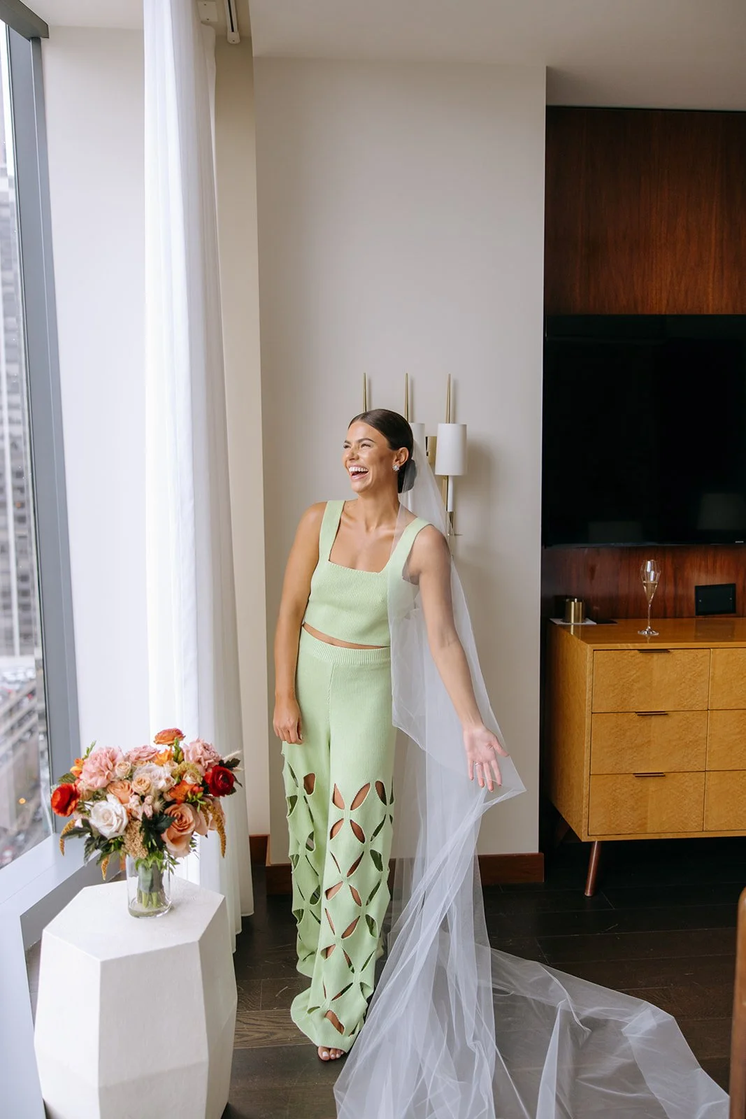 Bold and artsy getting ready photos for a unique bride