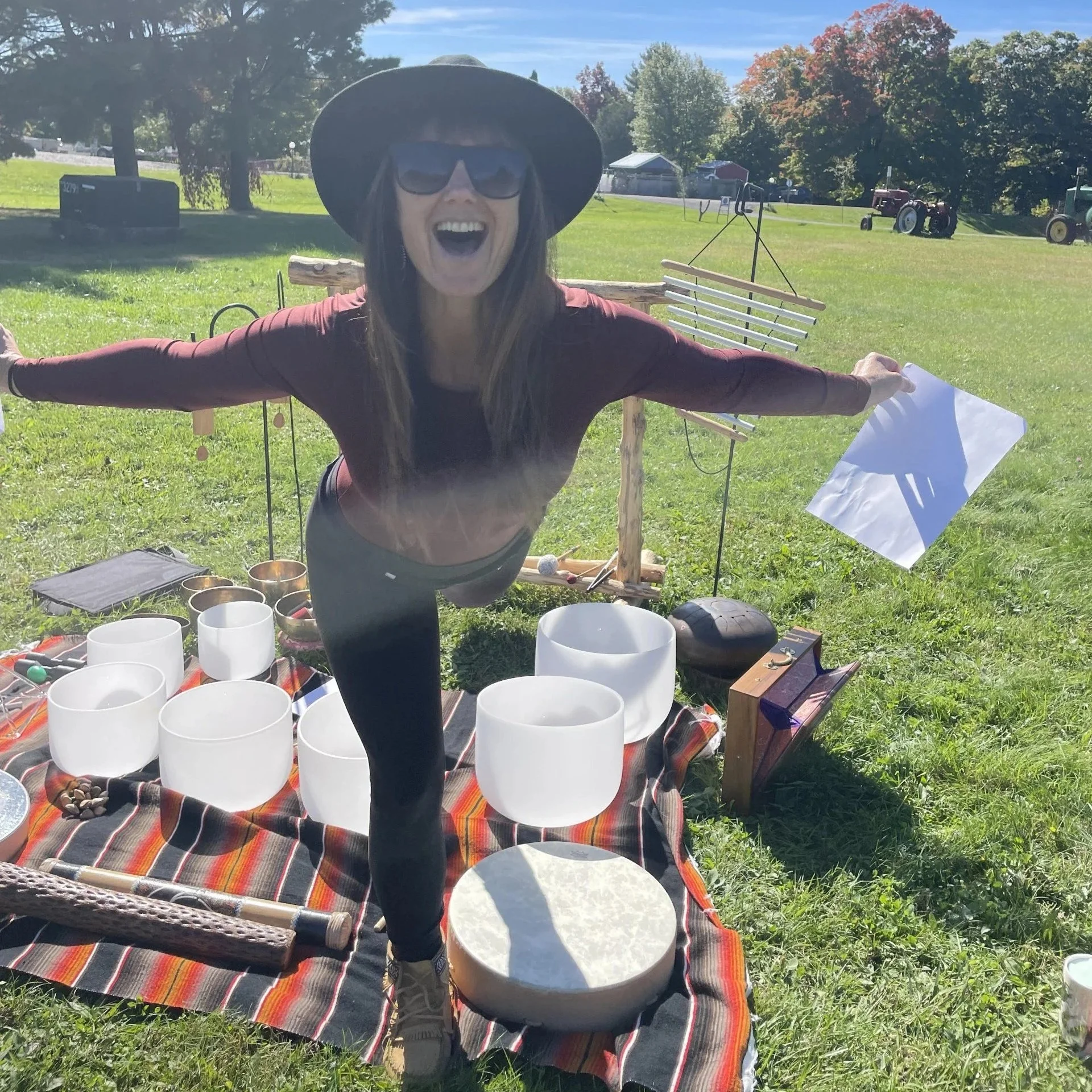 Vicki Hartley - Sound Bath with Cindy Woodbury