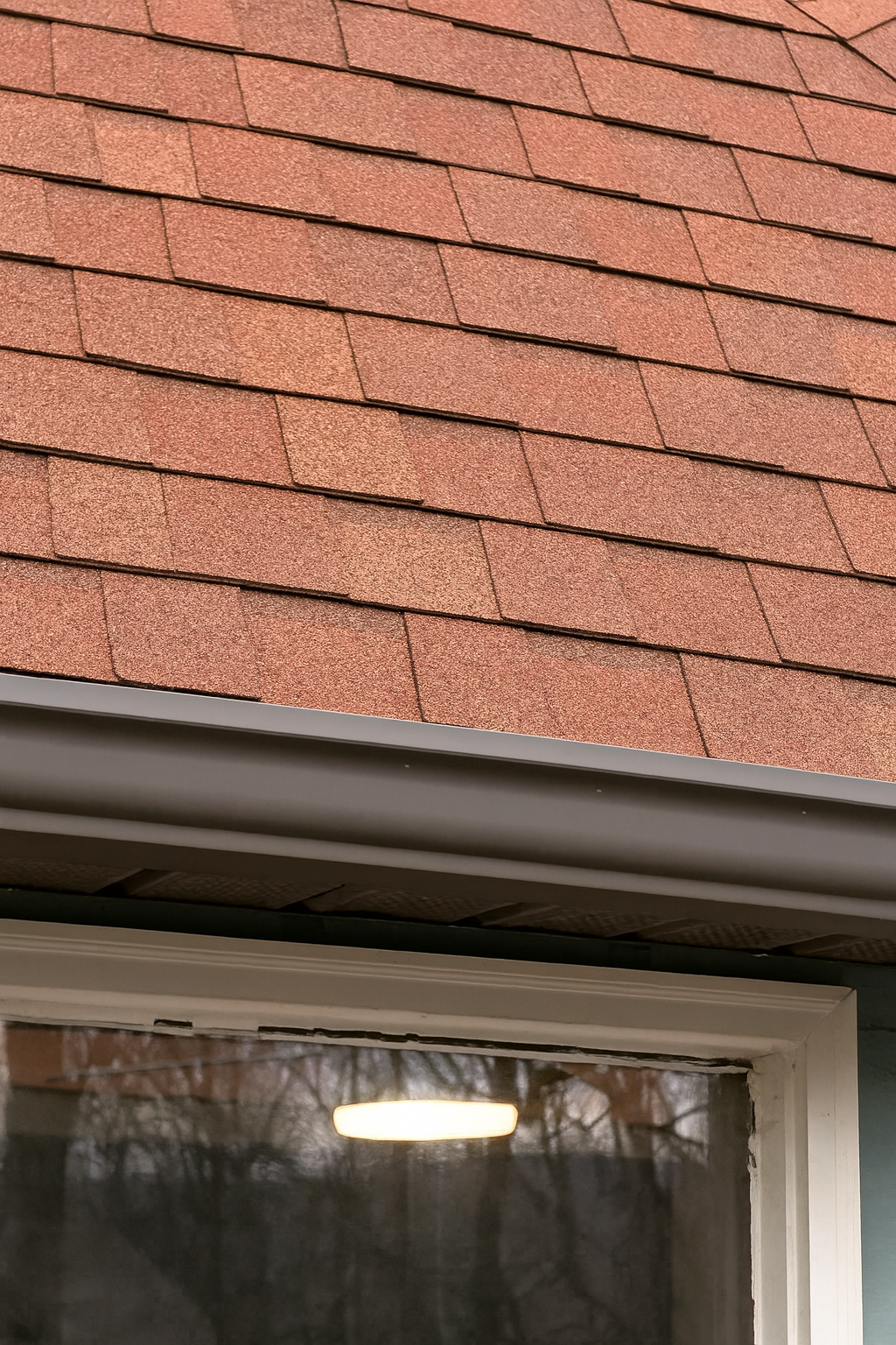 Edit the provided ro.png