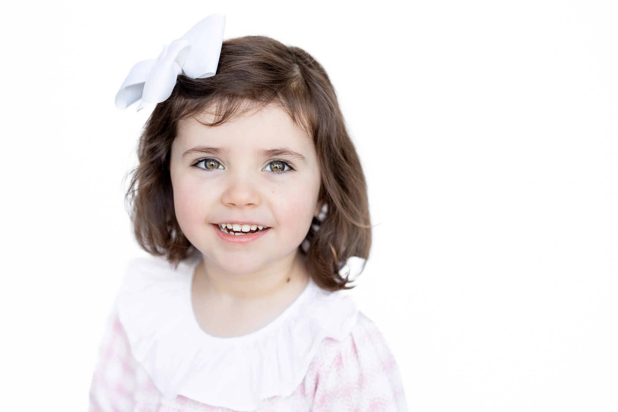 Fine Art School Portrait Photography in Memphis Tennessee by Caitlin Ross Photography. Caitlin Ross is a photographer in Memphis TN specializing in family photography, newborn photography, school portrait photography, and heirloom fine art portrait p