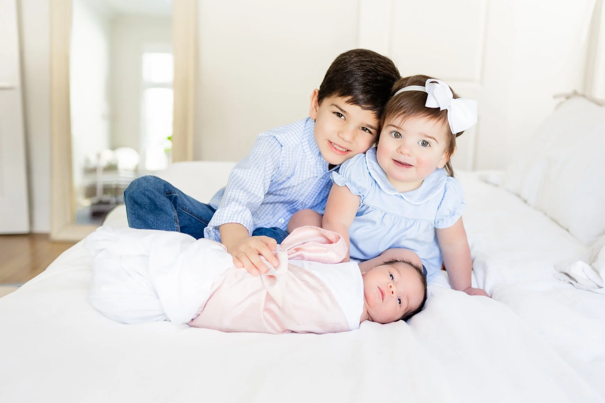 Memphis Newborn Photographer in Home-18.jpg