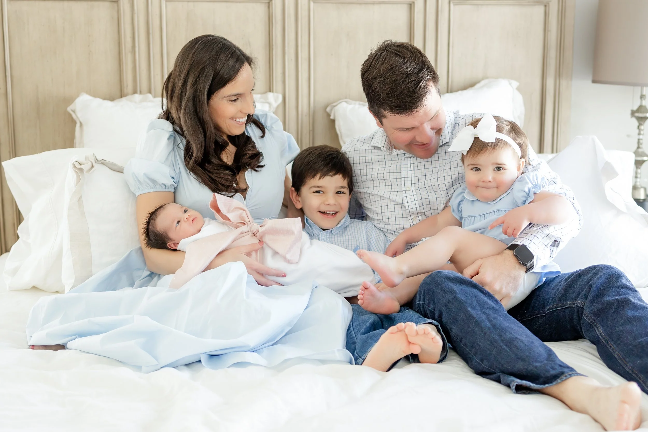 Memphis Newborn Photographer in home-19 2.jpg