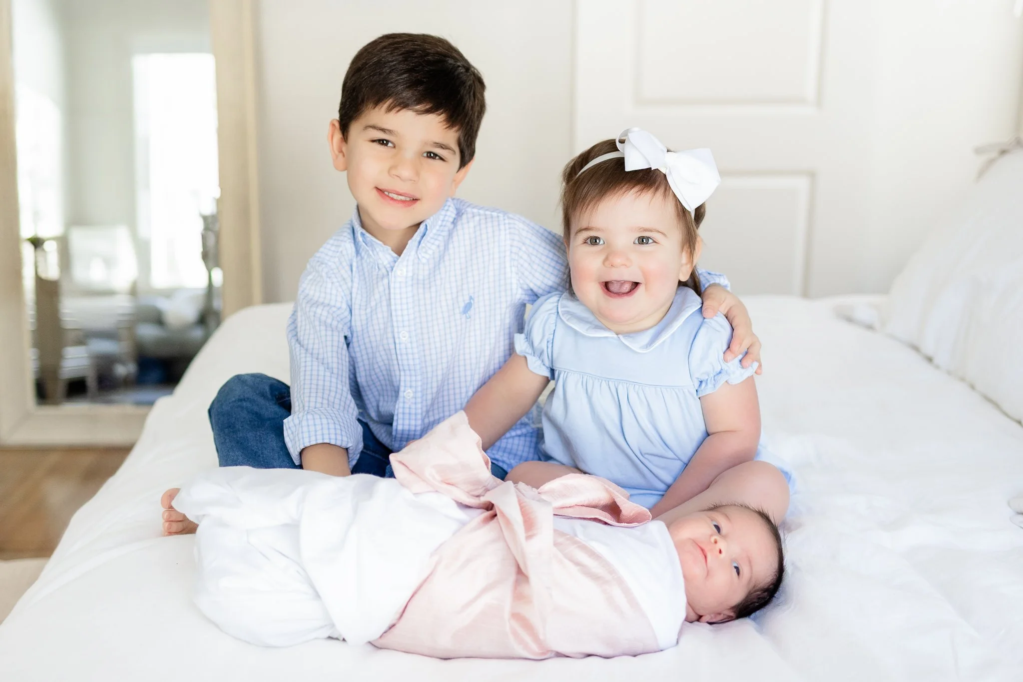 Memphis Newborn Photographer in Home-17.jpg