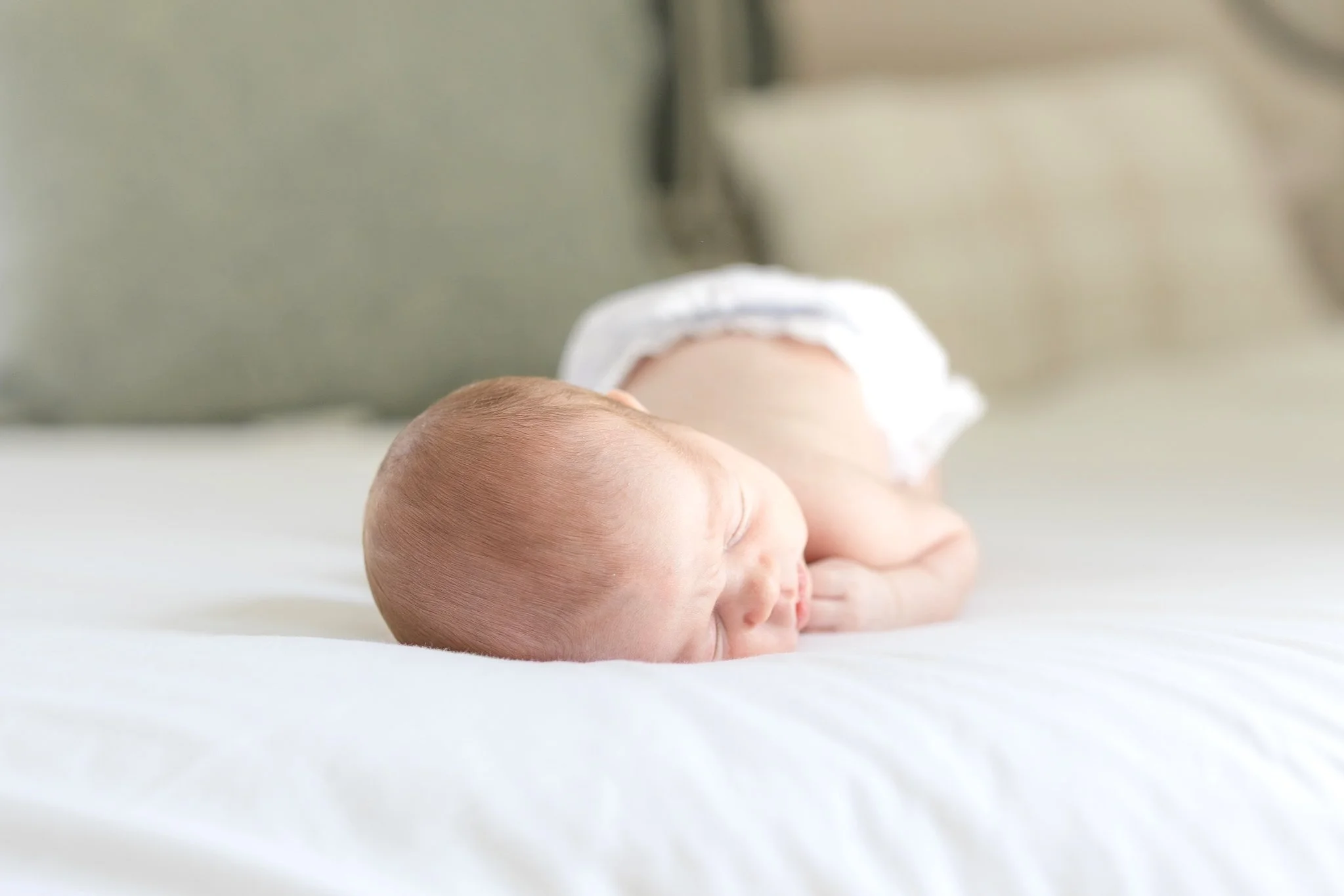 Memphis Newborn Photographer in Home-124.jpg