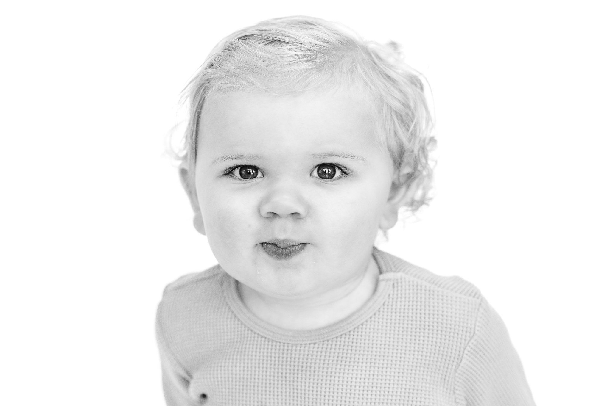 Fine Art School Portrait Photography in Memphis Tennessee by Caitlin Ross Photography. Caitlin Ross is a photographer in Memphis TN specializing in family photography, newborn photography, school portrait photography, and heirloom fine art portrait p