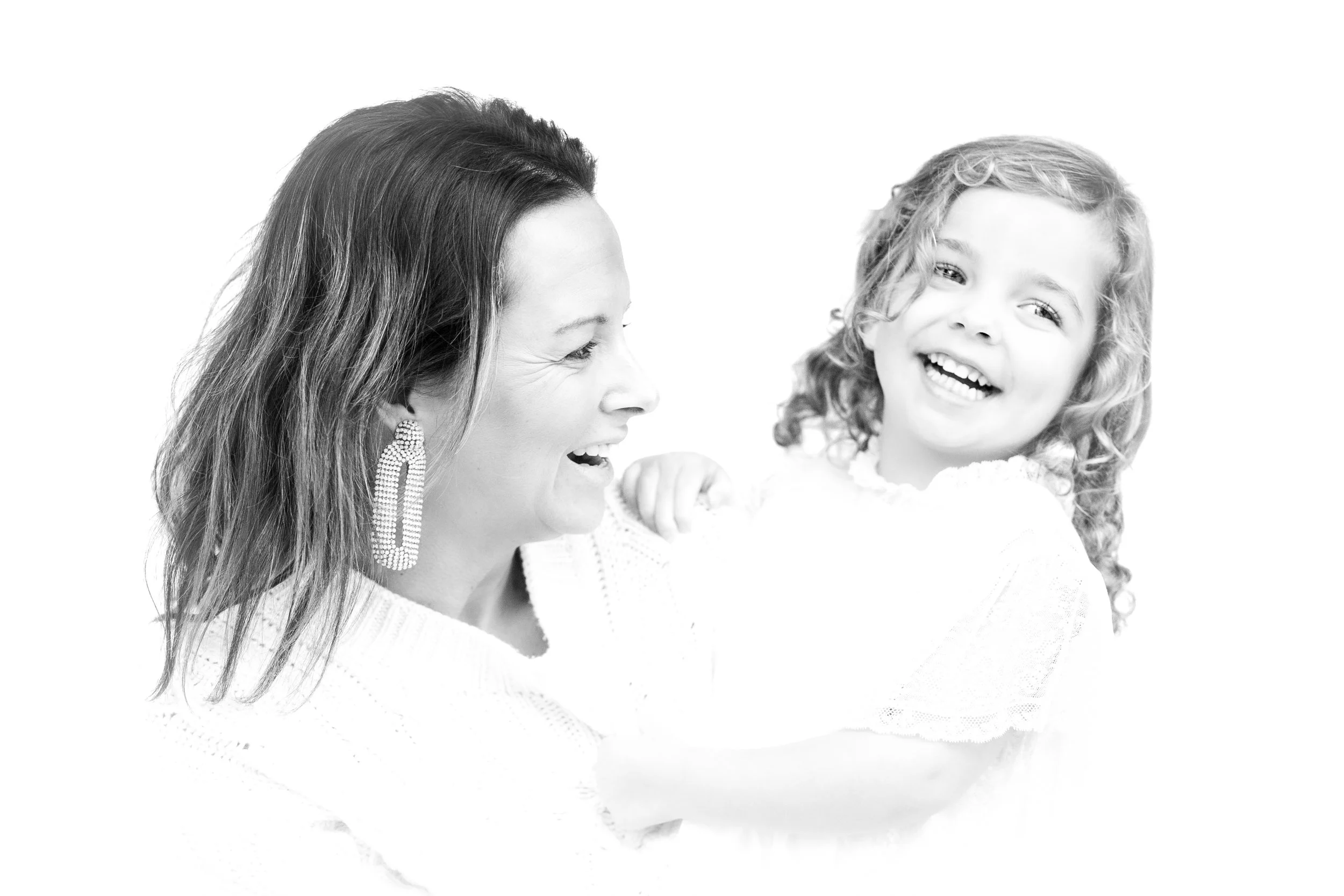 Memphis Tennessee Hierloom Portrait Photography by Caitlin Ross Photography. Caitlin Ross also specializes in family photography, newborn photography, and fine art school portrait photography