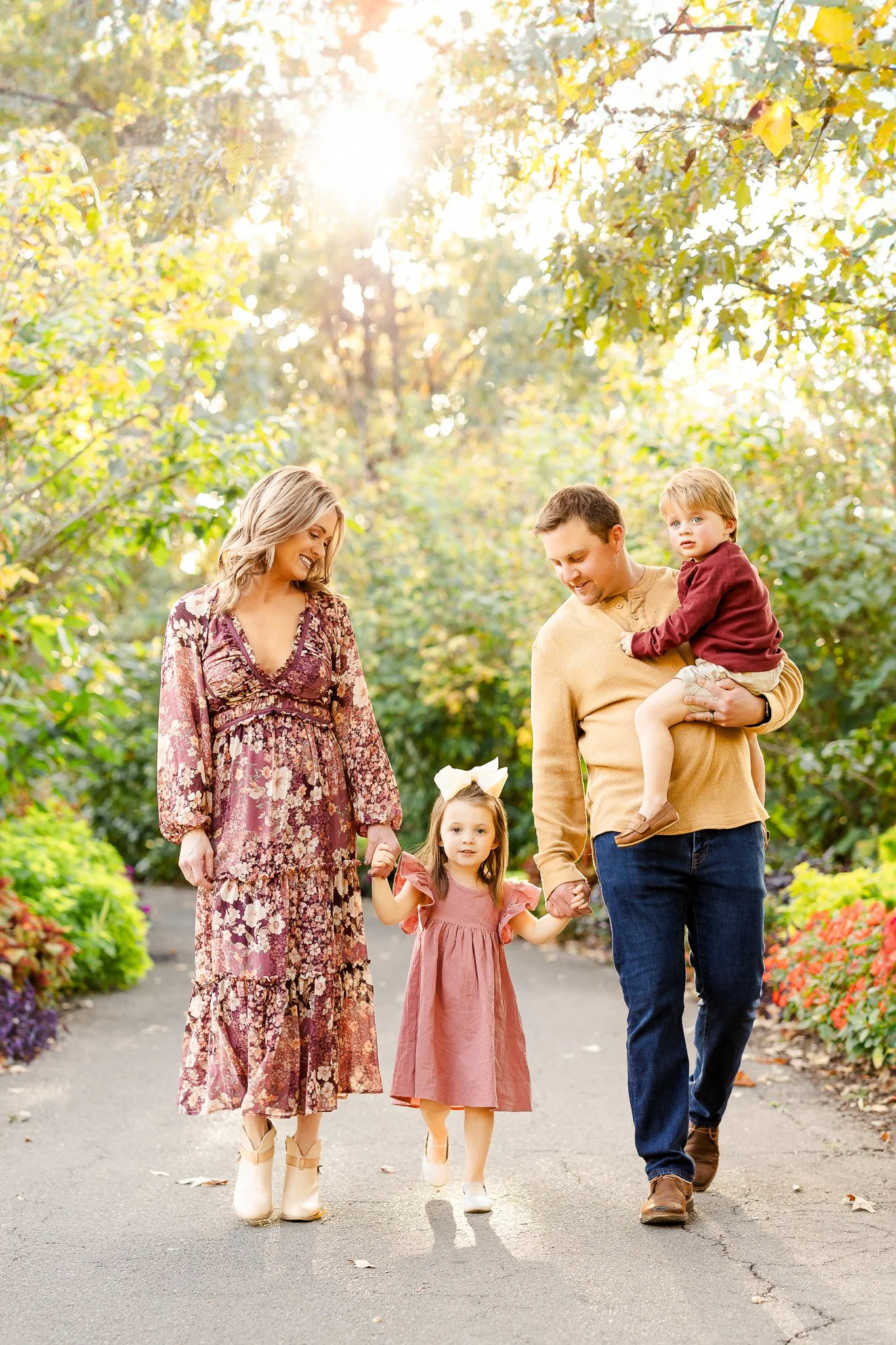Family Photography with Natural Light by Caitlin Ross in Memphis Tennessee