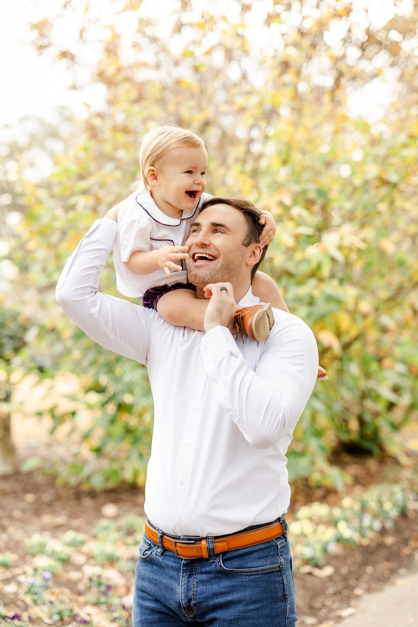 Family Photography with Natural Light by Caitlin Ross in Memphis Tennessee