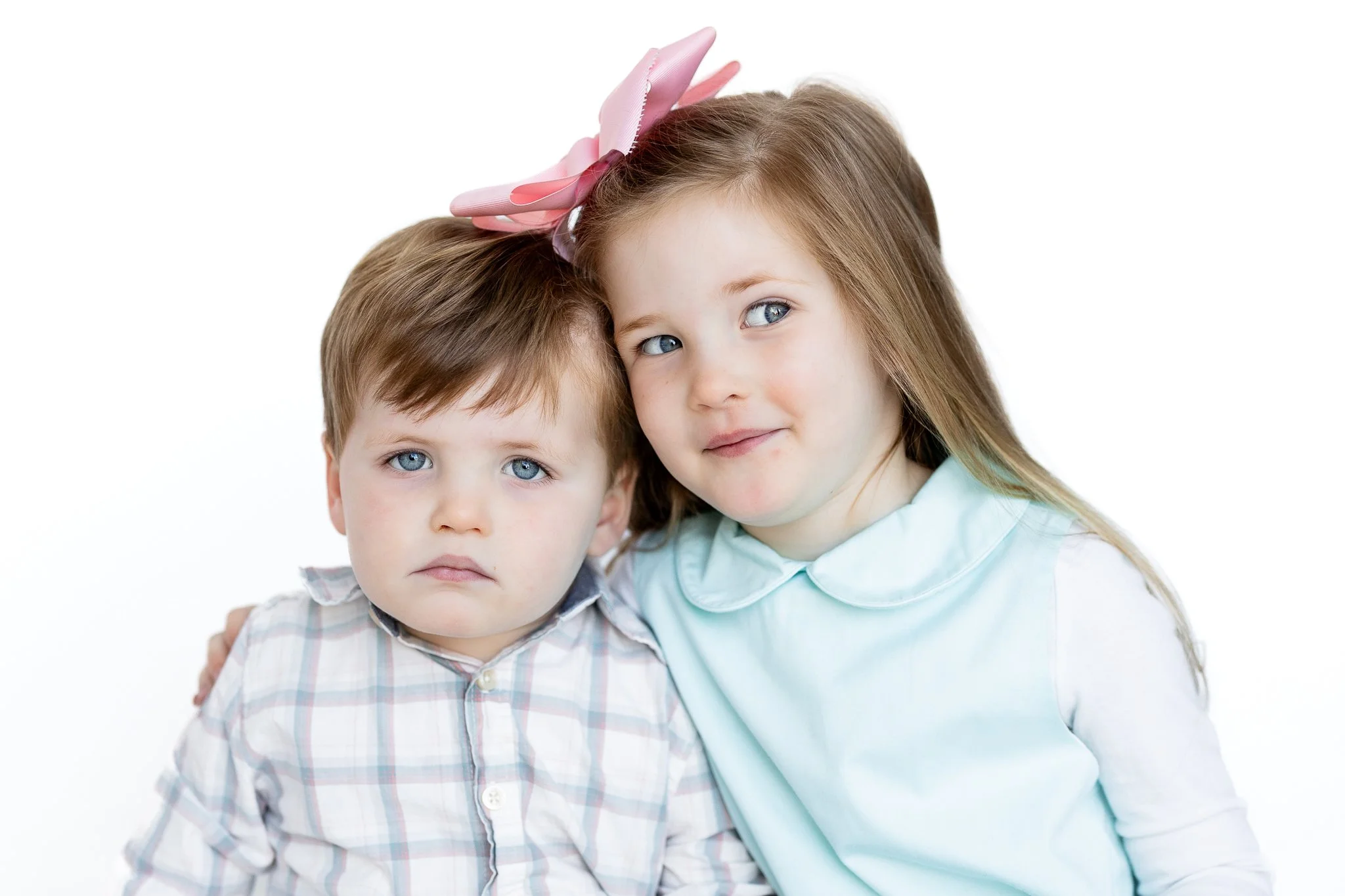 Fine Art School Portrait Photography in Memphis Tennessee by Caitlin Ross Photography. Caitlin Ross is a photographer in Memphis TN specializing in family photography, newborn photography, school portrait photography, and heirloom fine art portrait p