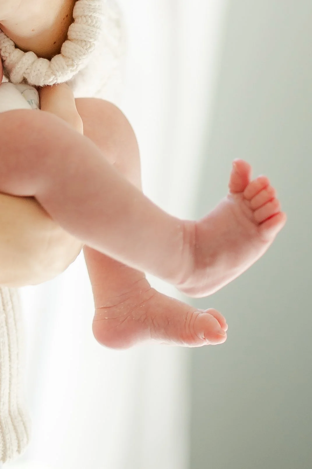 Caitlin Ross is a photographer in MEMPHIS Tennessee specializing in newborn and family photography. Caitlin Ross photography also offers Heirloom black and white portraits and fine art school photography