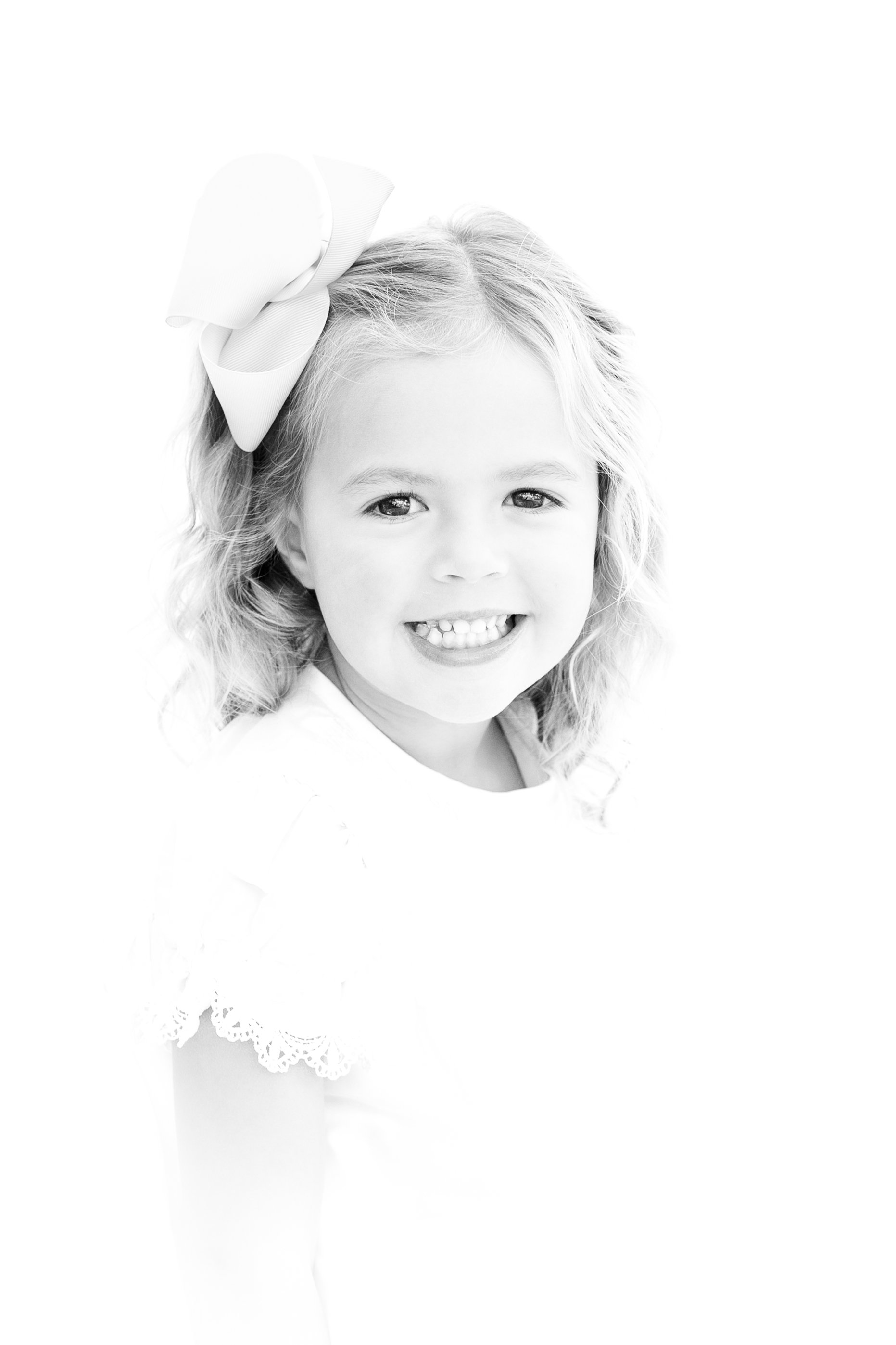 Memphis Tennessee Hierloom Portrait Photography by Caitlin Ross Photography. Caitlin Ross also specializes in family photography, newborn photography, and fine art school portrait photography