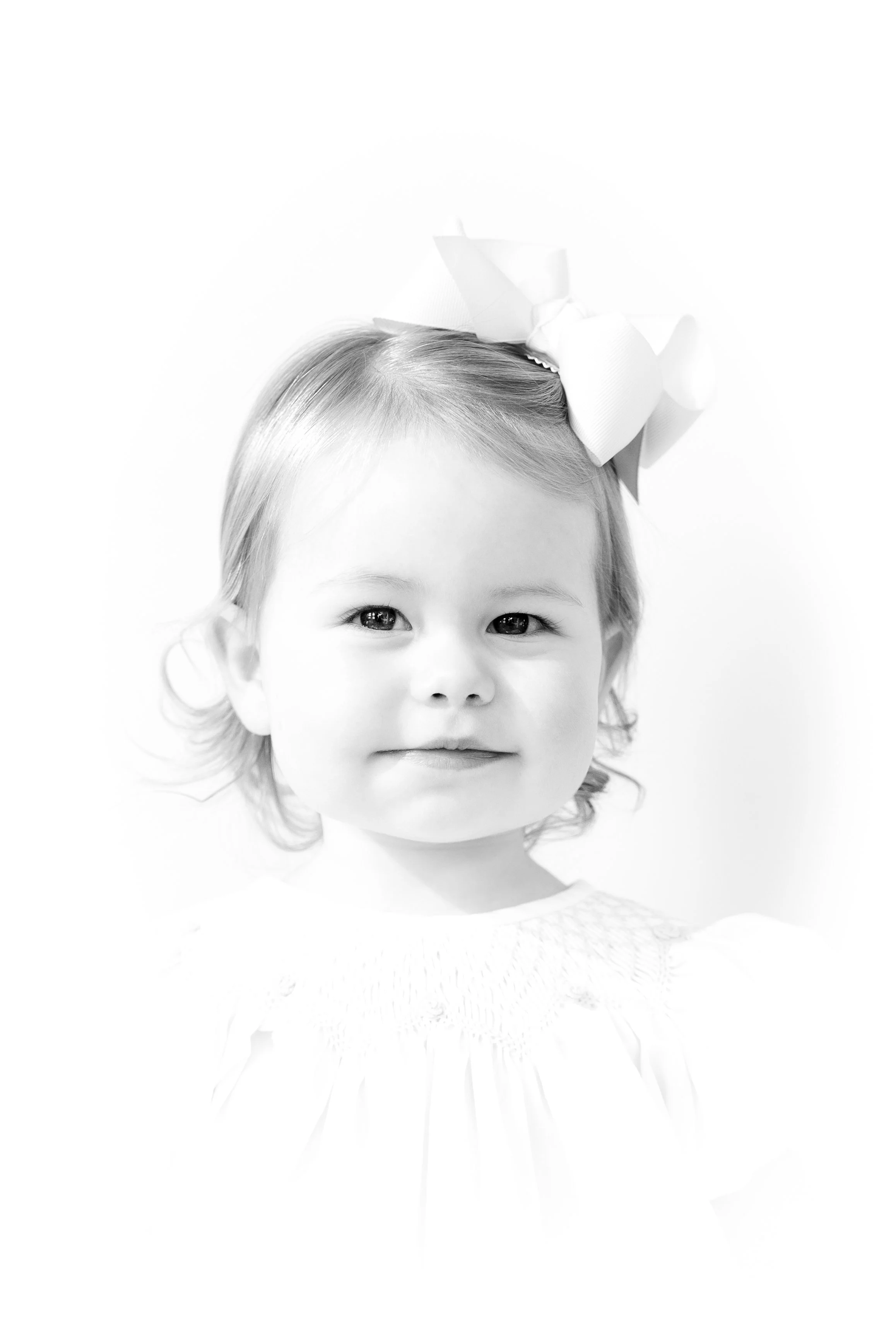 Memphis Tennessee Hierloom Portrait Photography by Caitlin Ross Photography. Caitlin Ross also specializes in family photography, newborn photography, and fine art school portrait photography