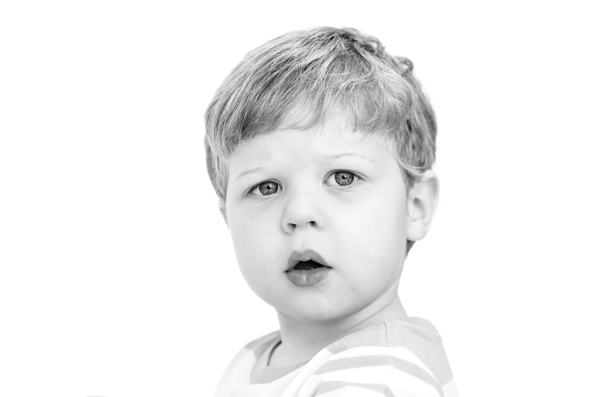 Fine Art School Portrait Photography in Memphis Tennessee by Caitlin Ross Photography. Caitlin Ross is a photographer in Memphis TN specializing in family photography, newborn photography, school portrait photography, and heirloom fine art portrait p