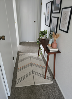 Bryn Mar Village -  Hallway.png