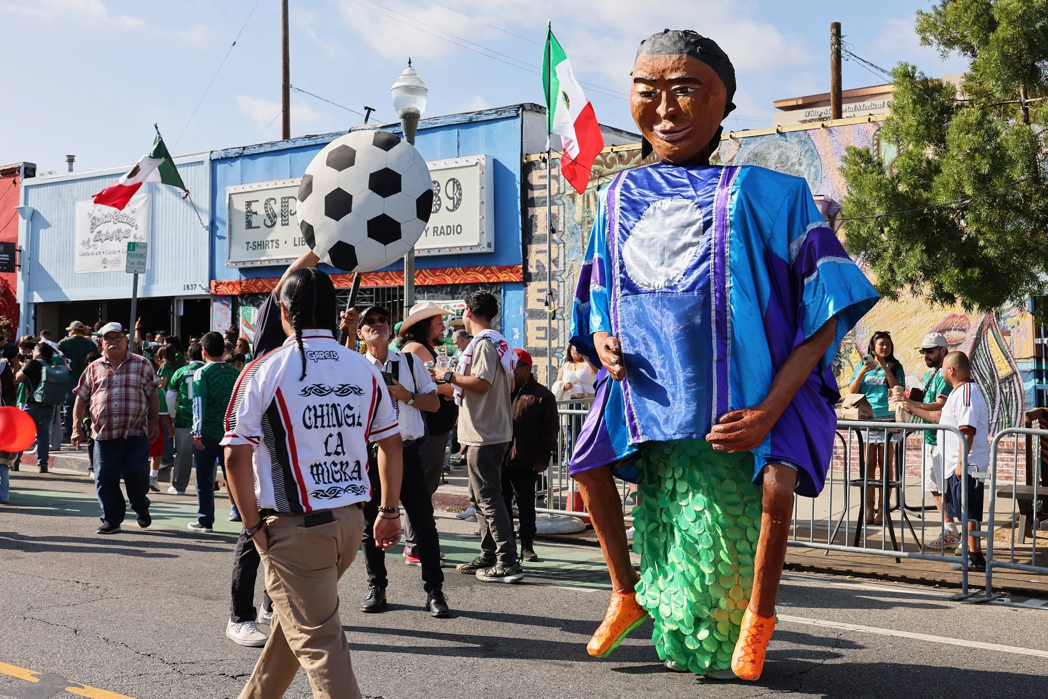 ©JUAN MENDOZA 2025-Boyle Heights Block Party5143.jpg